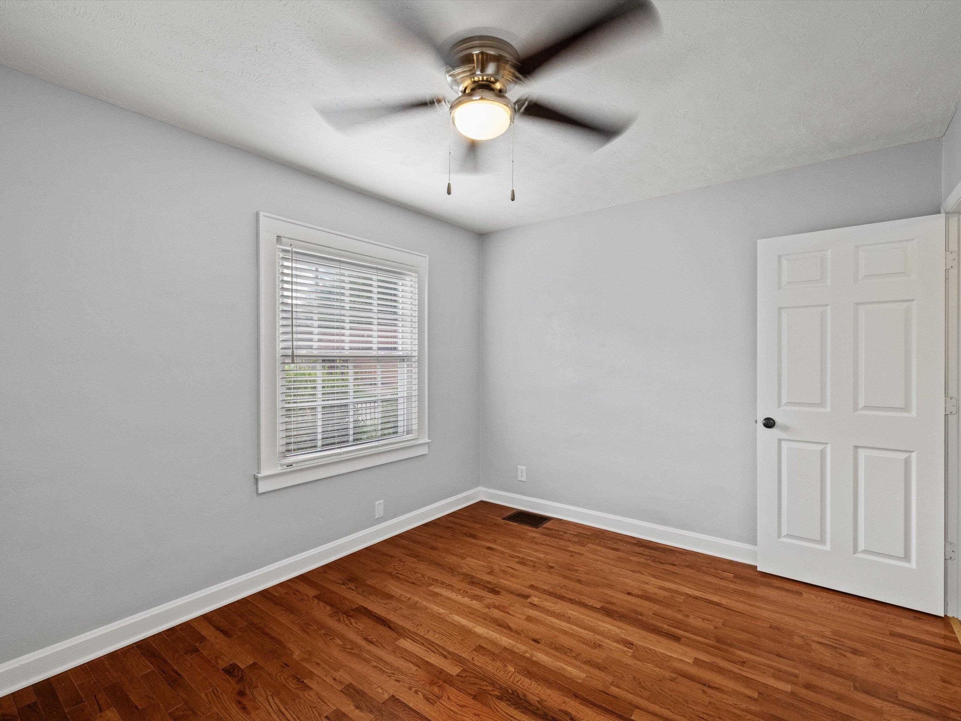 1026 Cottage Drive, Owensboro, Kentucky 42301, 3 Bedrooms Bedrooms, ,2 BathroomsBathrooms,Single Family Residence,For Sale,Cottage Drive,90750