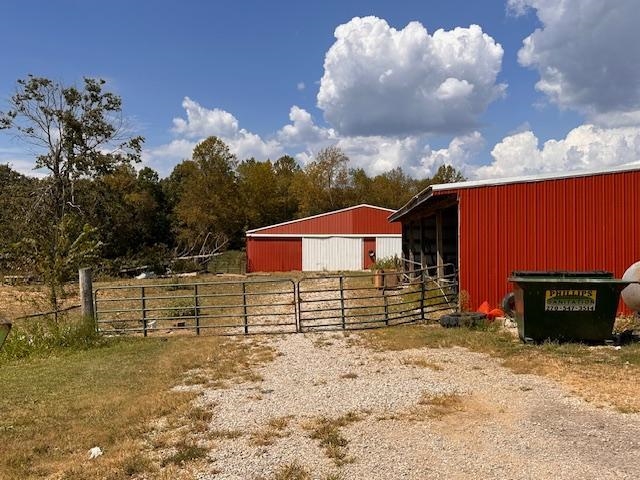 1302 French Meyers Lane, Irvington, Kentucky 40146, 4 Bedrooms Bedrooms, ,3 BathroomsBathrooms,Farm,For Sale,French Meyers Lane,90752