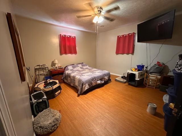 1302 French Meyers Lane, Irvington, Kentucky 40146, 4 Bedrooms Bedrooms, ,3 BathroomsBathrooms,Farm,For Sale,French Meyers Lane,90752