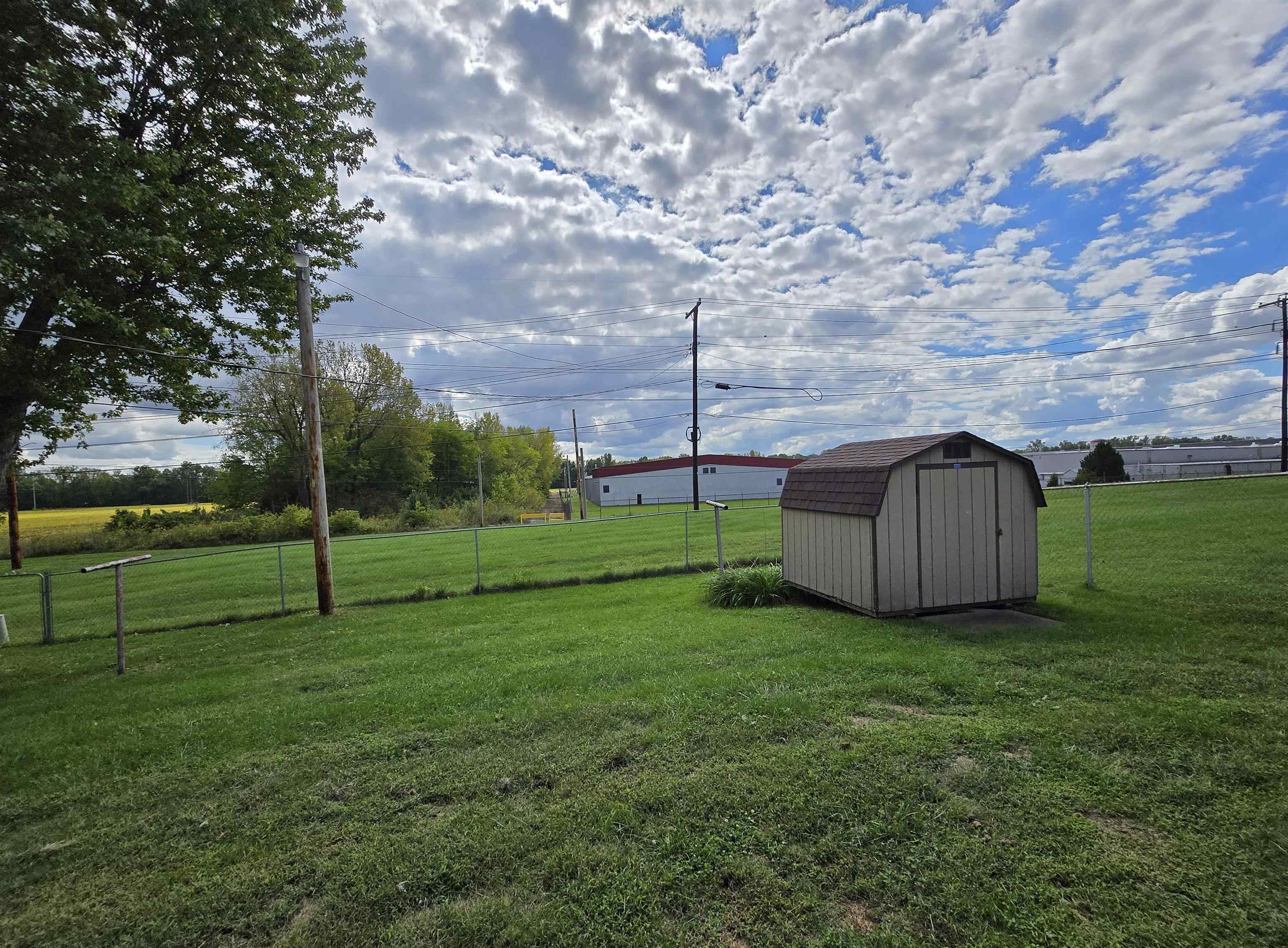 1912 Asbury Place, Owensboro, Kentucky 42303, 3 Bedrooms Bedrooms, ,1 BathroomBathrooms,Single Family Residence,For Sale,Asbury Place,90754