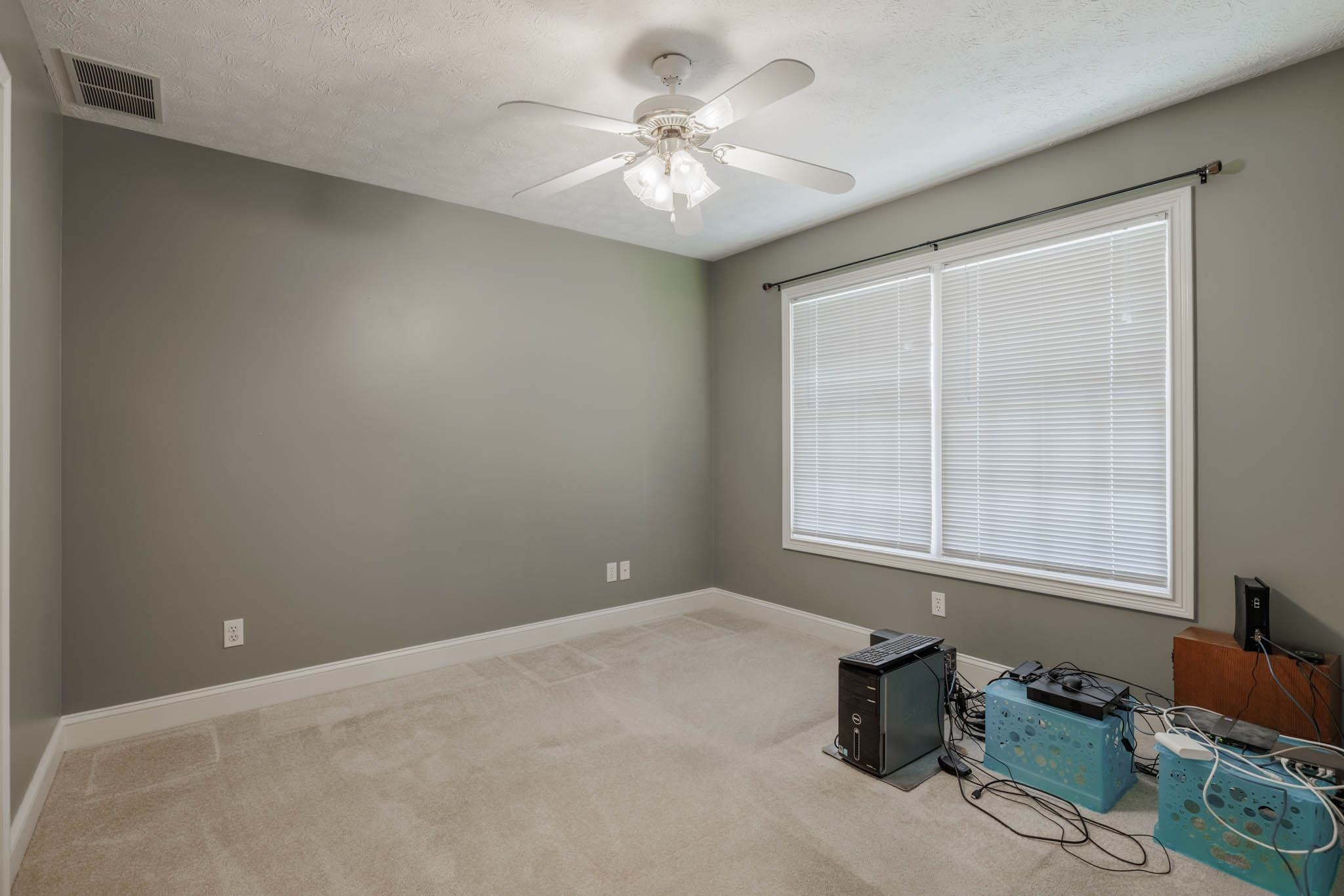 4615 Barrington Place, Owensboro, Kentucky 42301, 3 Bedrooms Bedrooms, ,2 BathroomsBathrooms,Single Family Residence,For Sale,Barrington Place,90756