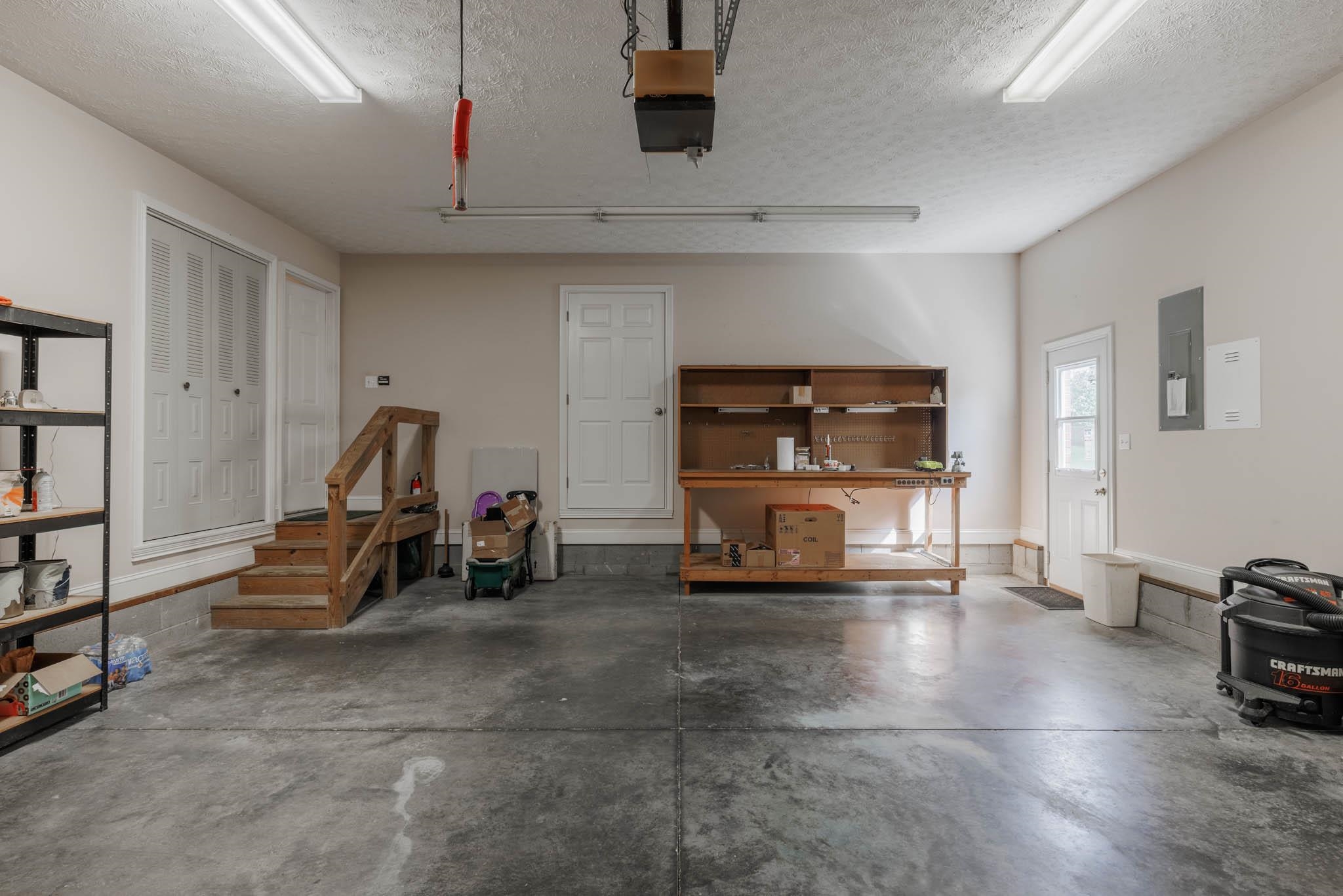 4615 Barrington Place, Owensboro, Kentucky 42301, 3 Bedrooms Bedrooms, ,2 BathroomsBathrooms,Single Family Residence,For Sale,Barrington Place,90756