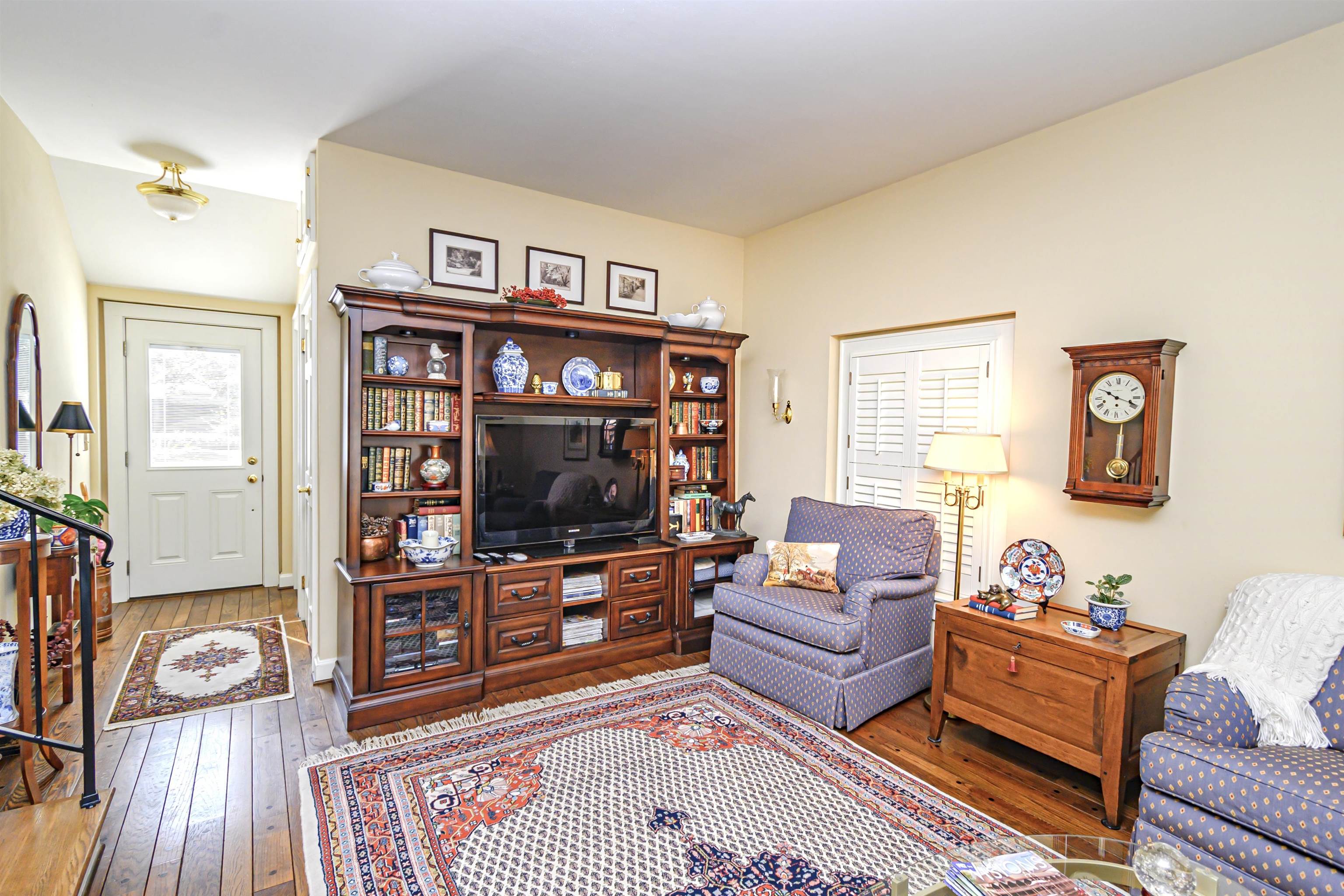 622 Ford Avenue, Owensboro, Kentucky 42301, 3 Bedrooms Bedrooms, ,3 BathroomsBathrooms,Single Family Residence,For Sale,Ford Avenue,90758