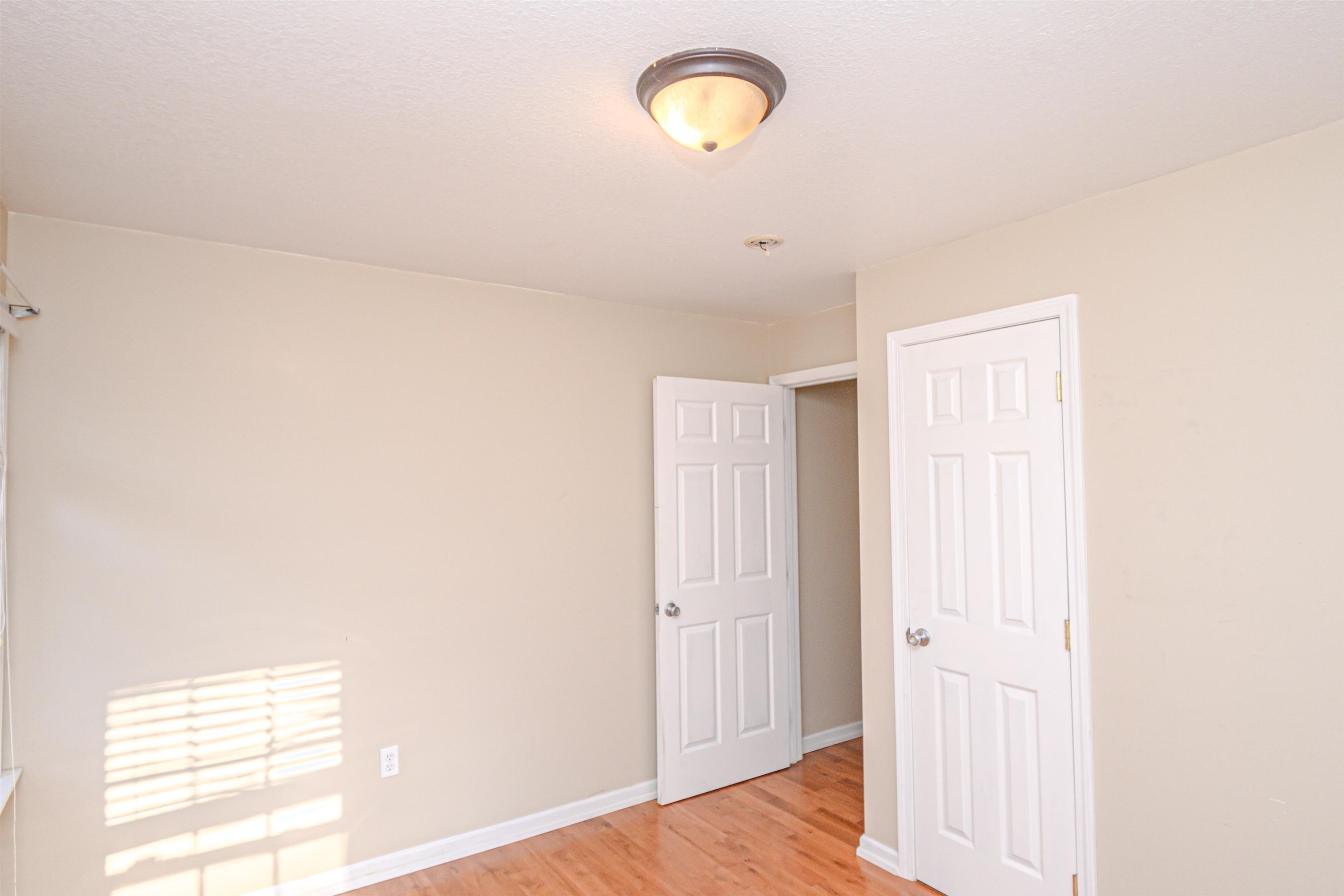 332 Eastview Dr, Madisonville, Kentucky 42431, 3 Bedrooms Bedrooms, ,1 BathroomBathrooms,Single Family Residence,For Sale,Eastview Dr,90759