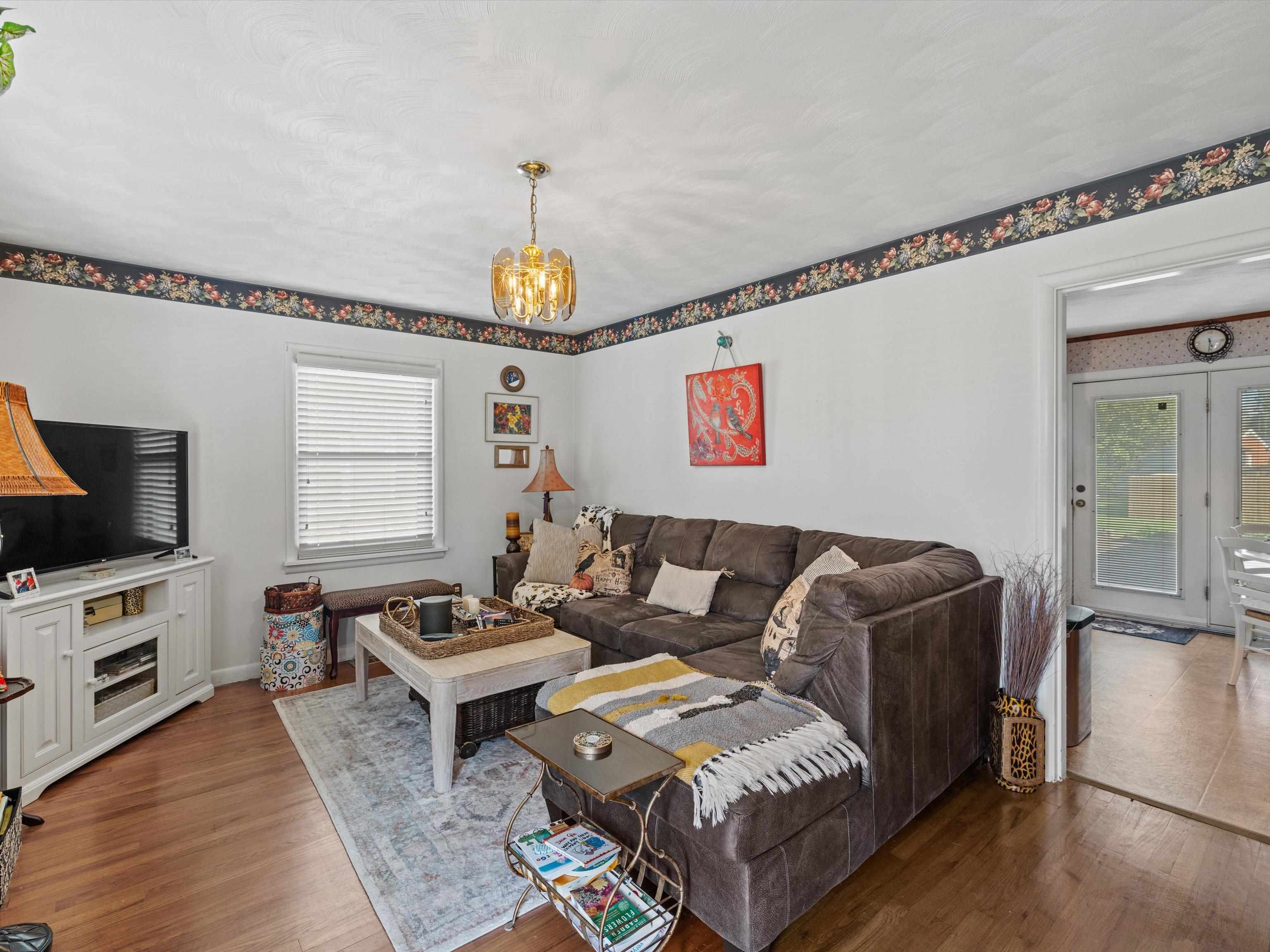 1226 Rose Hill Drive, Owensboro, Kentucky 42303, 3 Bedrooms Bedrooms, ,1 BathroomBathrooms,Single Family Residence,For Sale,Rose Hill Drive,90767