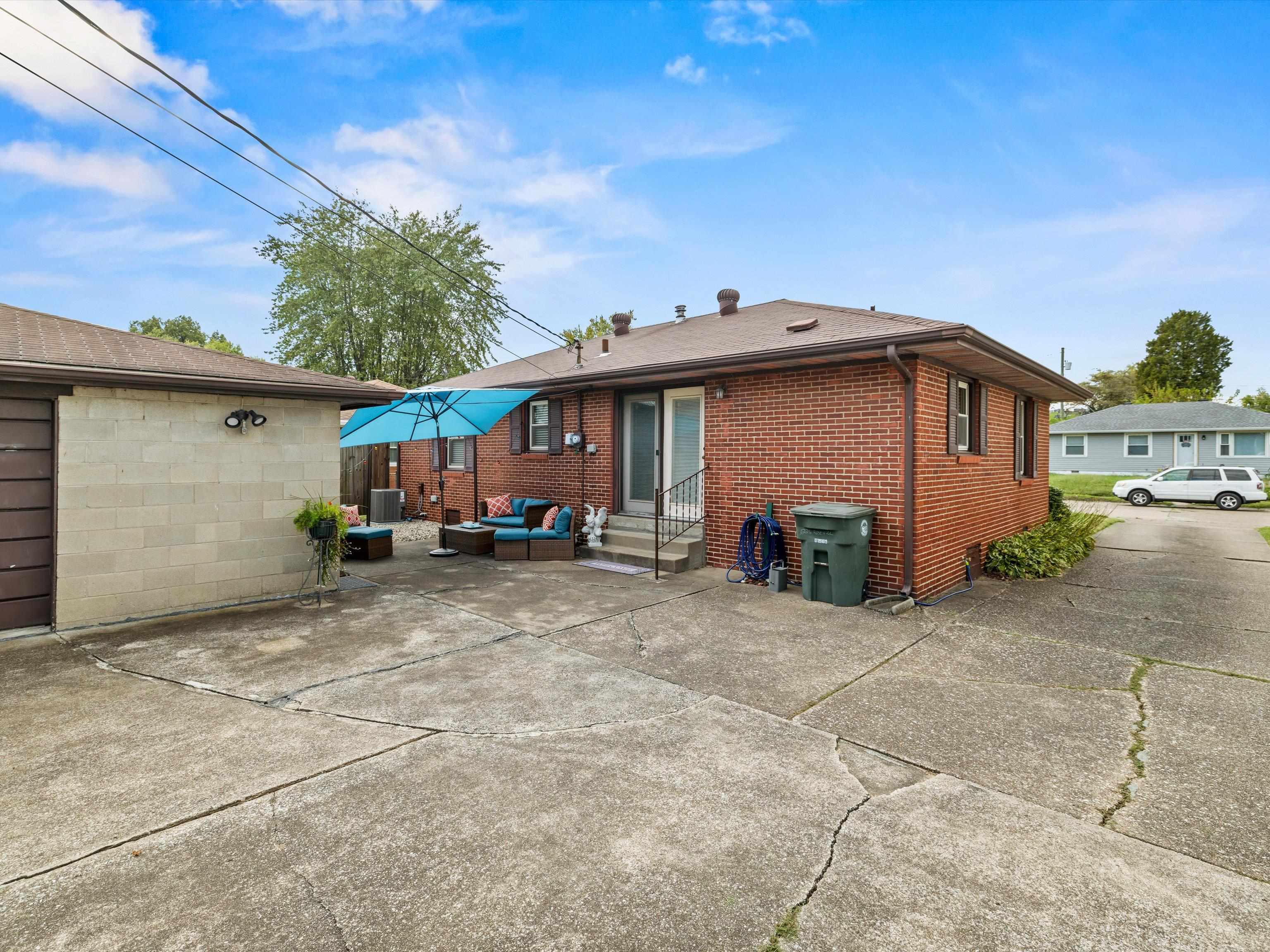1226 Rose Hill Drive, Owensboro, Kentucky 42303, 3 Bedrooms Bedrooms, ,1 BathroomBathrooms,Single Family Residence,For Sale,Rose Hill Drive,90767