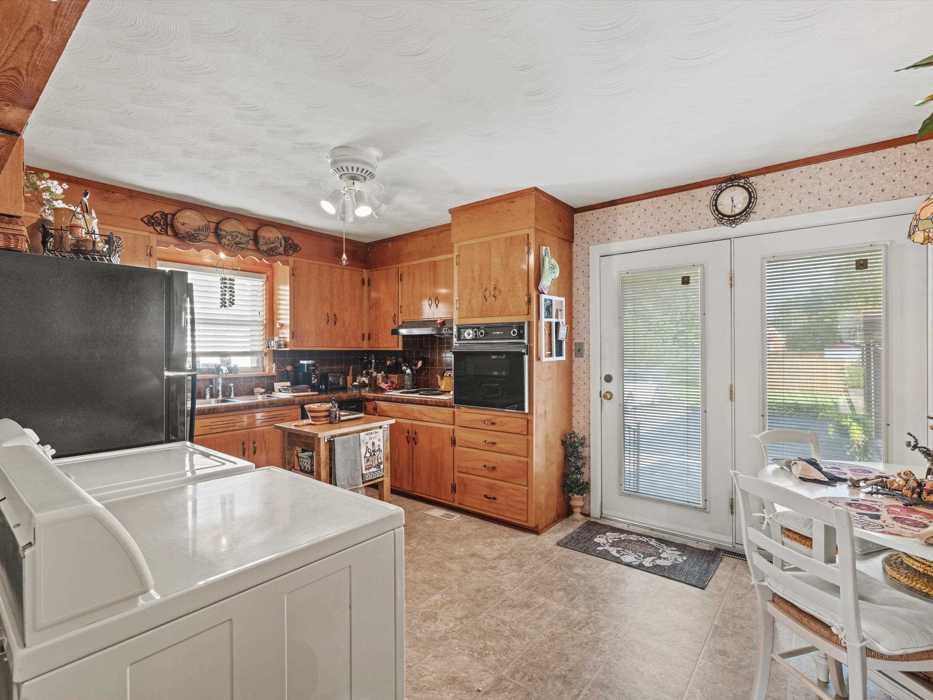1226 Rose Hill Drive, Owensboro, Kentucky 42303, 3 Bedrooms Bedrooms, ,1 BathroomBathrooms,Single Family Residence,For Sale,Rose Hill Drive,90767