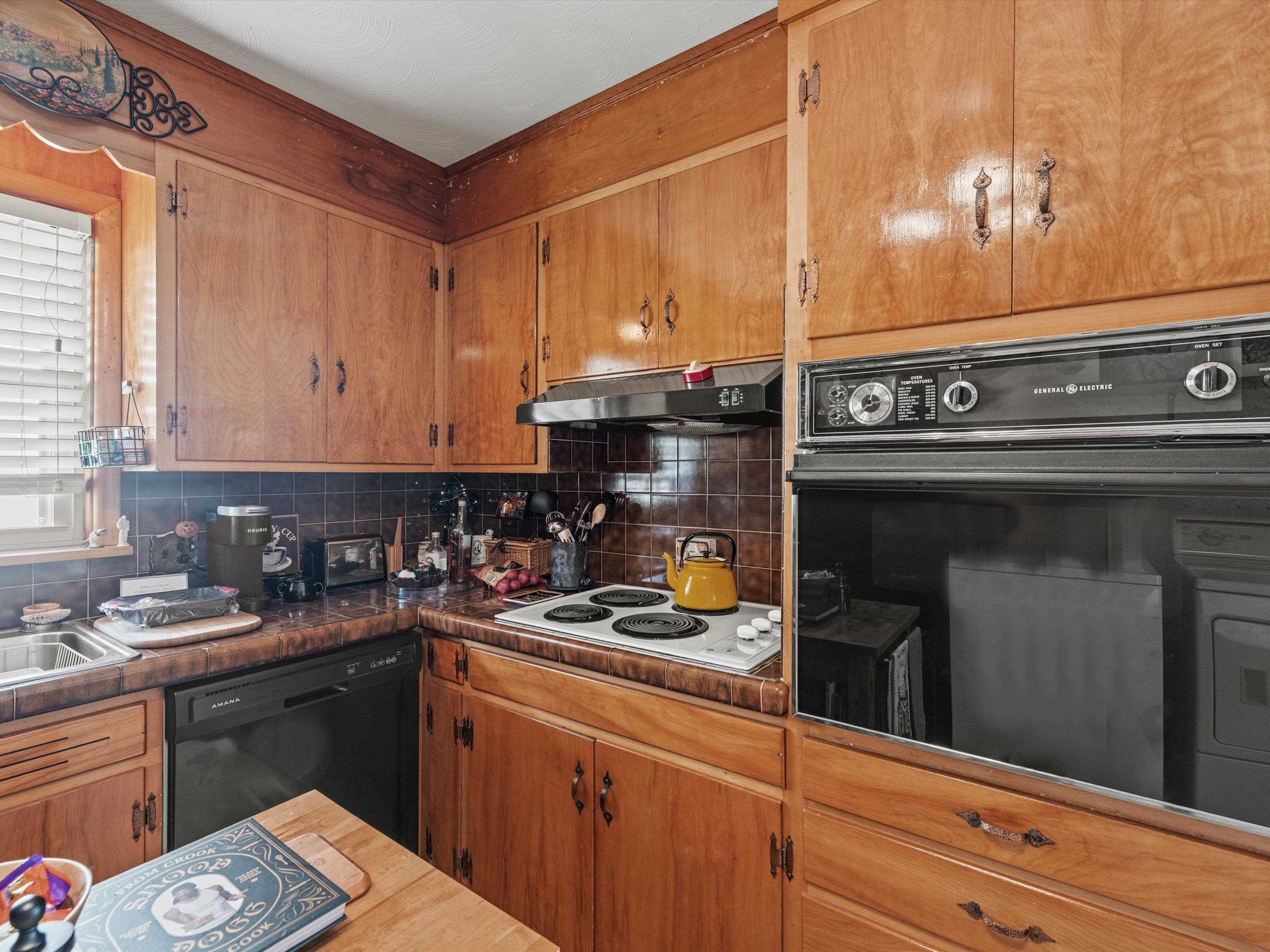 1226 Rose Hill Drive, Owensboro, Kentucky 42303, 3 Bedrooms Bedrooms, ,1 BathroomBathrooms,Single Family Residence,For Sale,Rose Hill Drive,90767