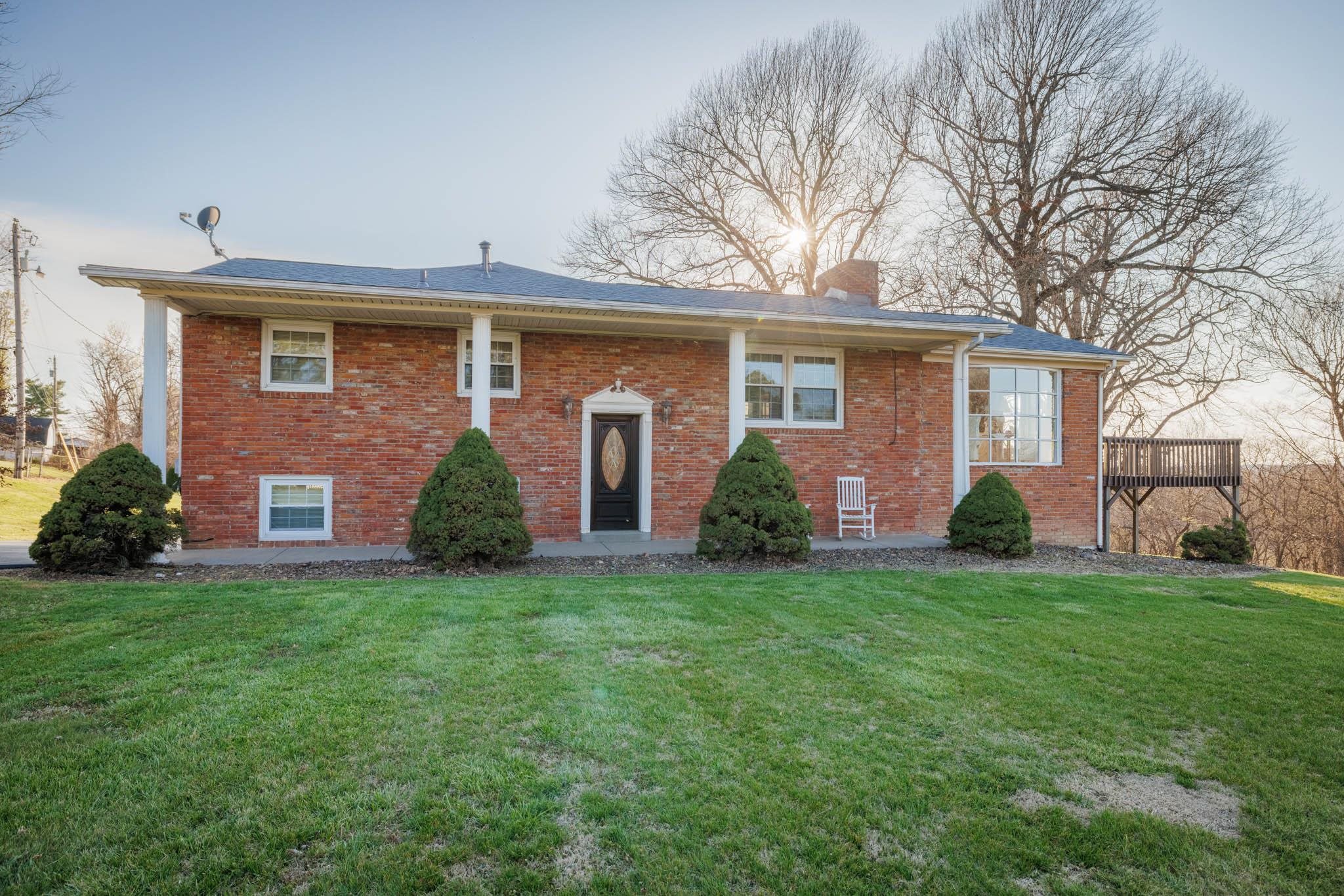 230 Overlook Dr., Hawesville, Kentucky 42348, 4 Bedrooms Bedrooms, ,2 BathroomsBathrooms,Single Family Residence,For Sale,Overlook Dr.,90771