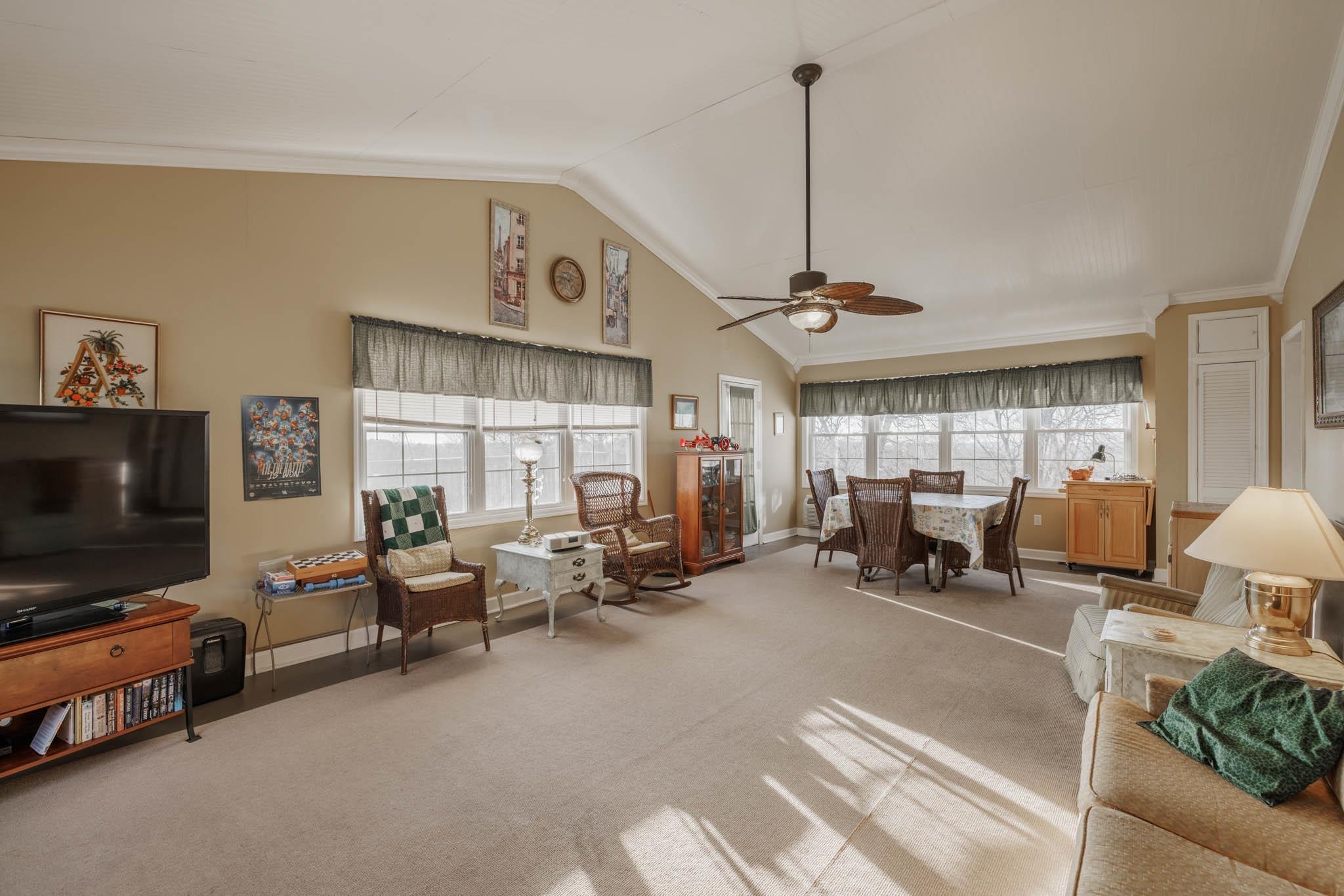 230 Overlook Dr., Hawesville, Kentucky 42348, 4 Bedrooms Bedrooms, ,2 BathroomsBathrooms,Single Family Residence,For Sale,Overlook Dr.,90771