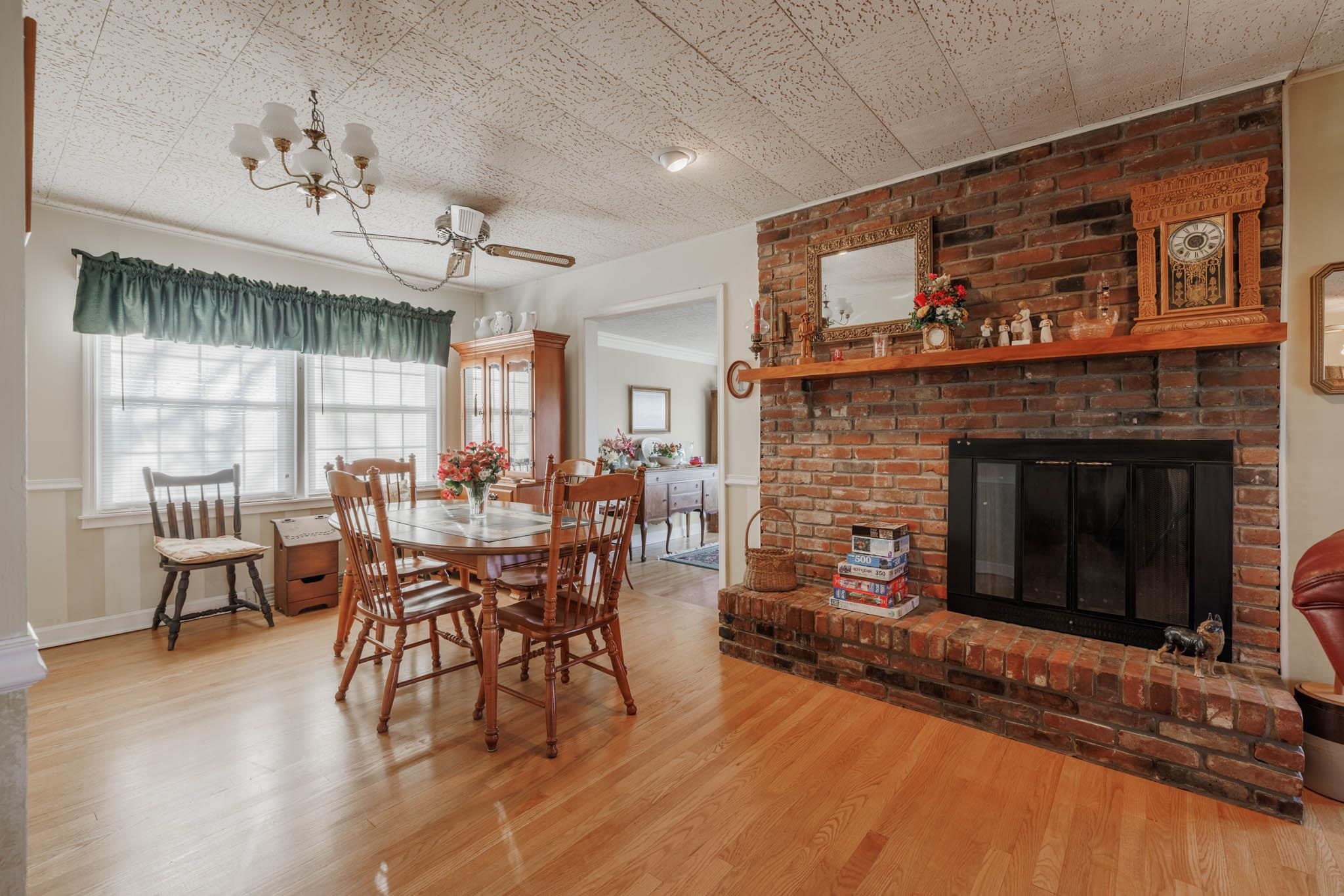 230 Overlook Dr., Hawesville, Kentucky 42348, 4 Bedrooms Bedrooms, ,2 BathroomsBathrooms,Single Family Residence,For Sale,Overlook Dr.,90771