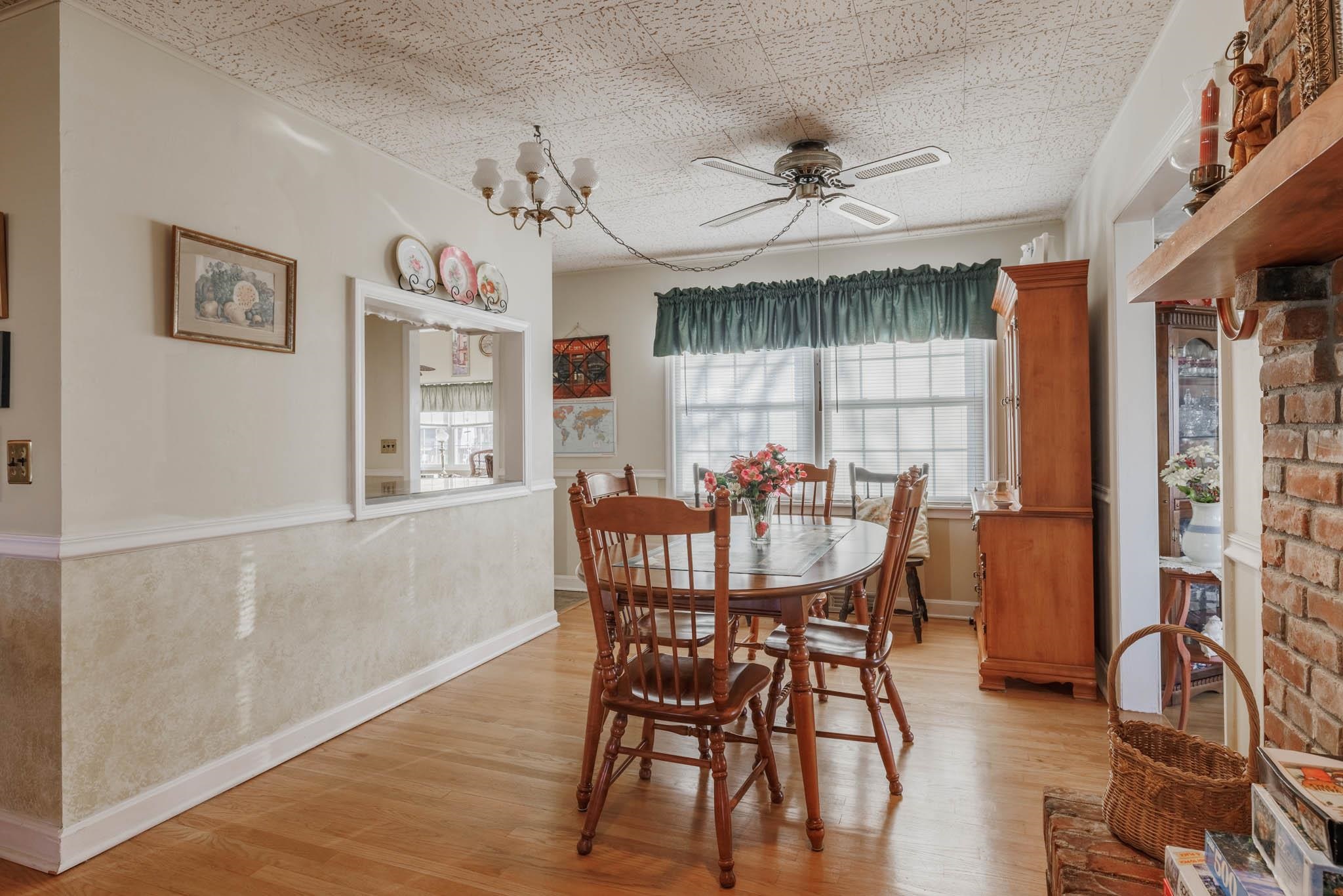 230 Overlook Dr., Hawesville, Kentucky 42348, 4 Bedrooms Bedrooms, ,2 BathroomsBathrooms,Single Family Residence,For Sale,Overlook Dr.,90771