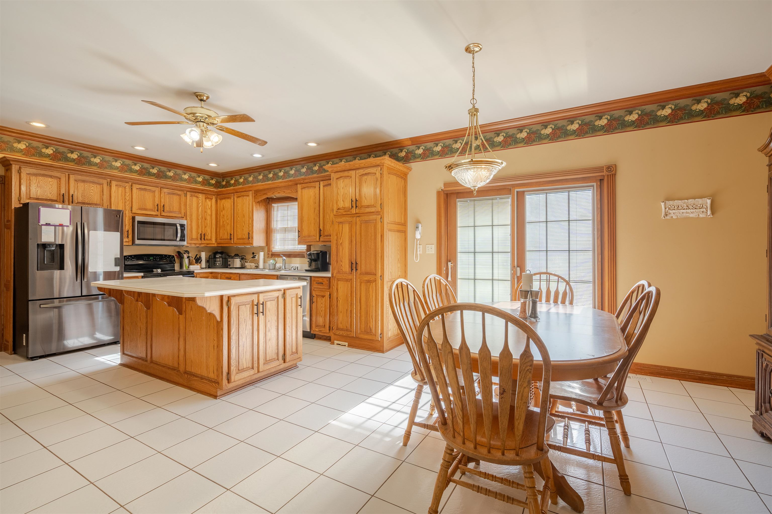 615 Lee Henderson Rd, Lewisport, Indiana 42351, 4 Bedrooms Bedrooms, ,2 BathroomsBathrooms,Ranch,For Sale,Lee Henderson Rd,90772