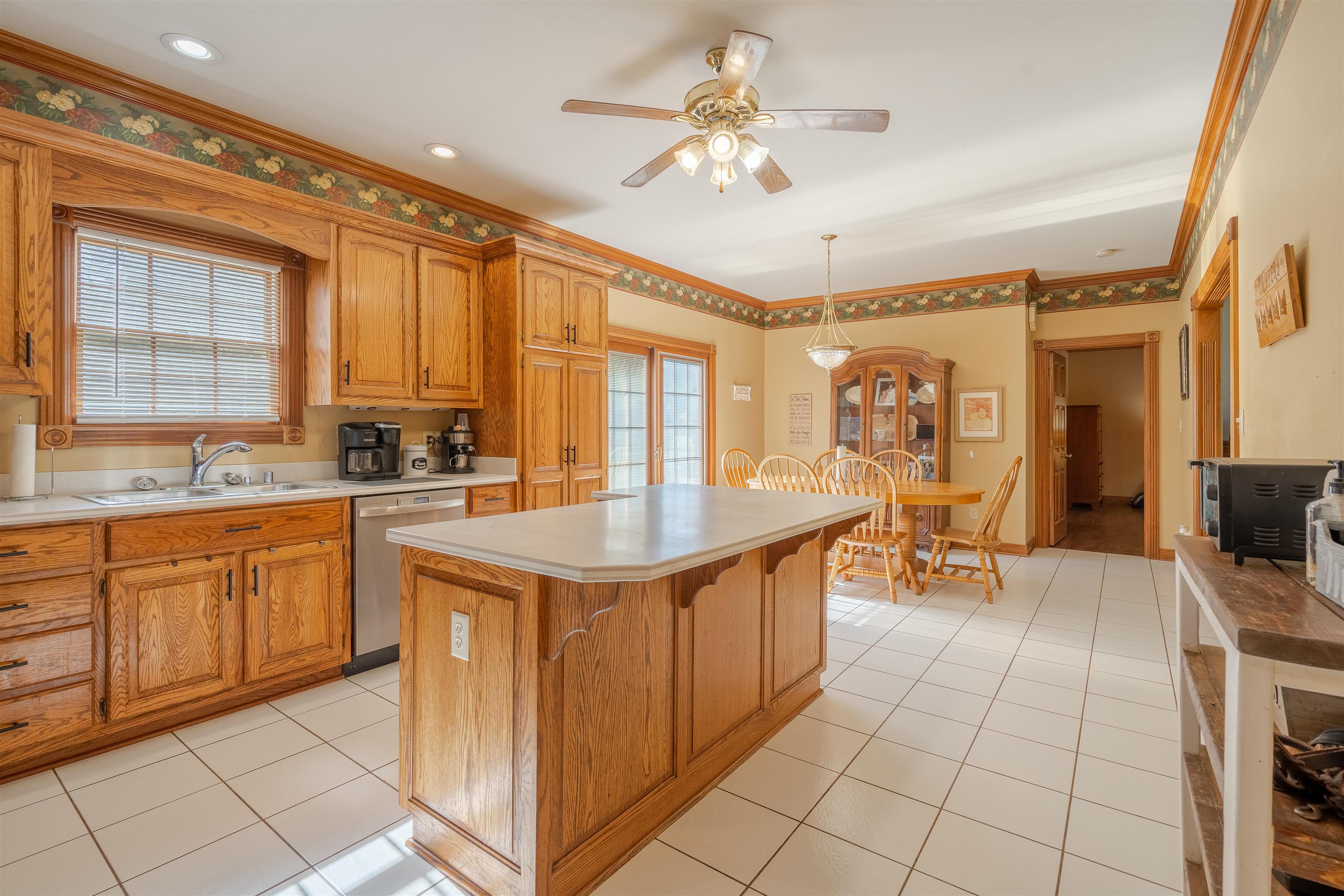 615 Lee Henderson Rd, Lewisport, Indiana 42351, 4 Bedrooms Bedrooms, ,2 BathroomsBathrooms,Ranch,For Sale,Lee Henderson Rd,90772