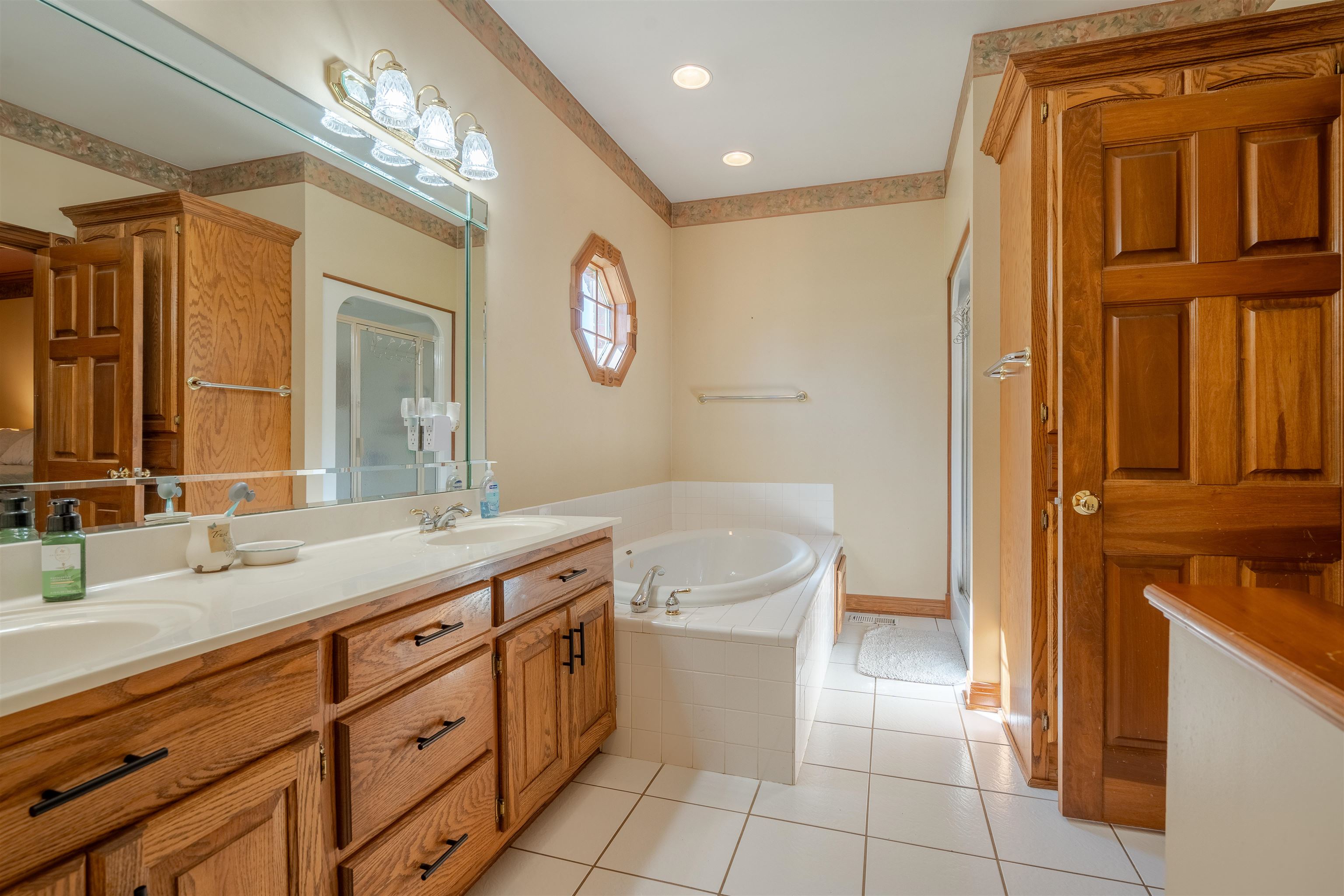 615 Lee Henderson Rd, Lewisport, Indiana 42351, 4 Bedrooms Bedrooms, ,2 BathroomsBathrooms,Ranch,For Sale,Lee Henderson Rd,90772
