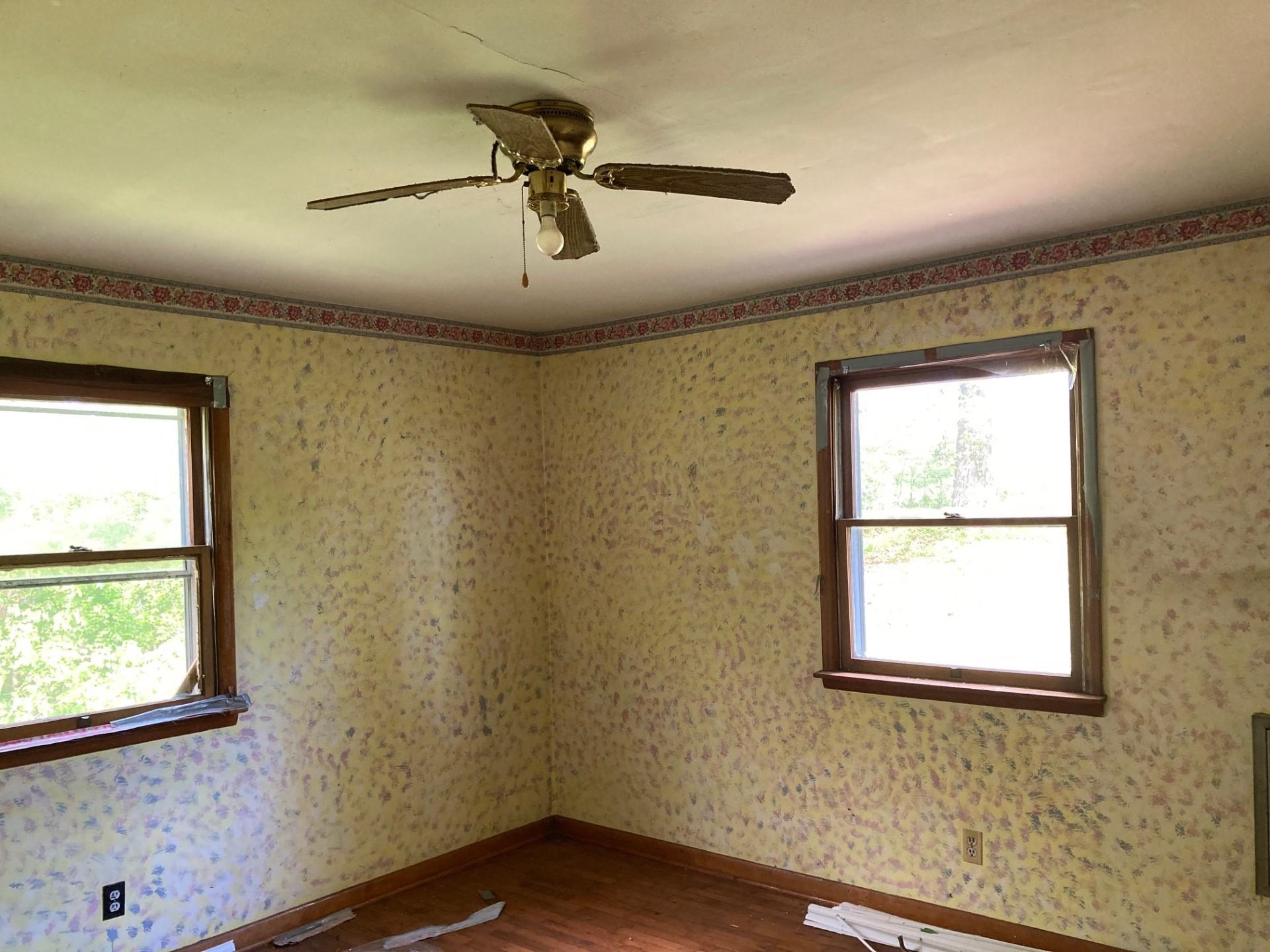 675 Boling Rd, Utica, Kentucky 42376, 2 Bedrooms Bedrooms, ,1 BathroomBathrooms,Single Family Residence,For Sale,Boling Rd,90776