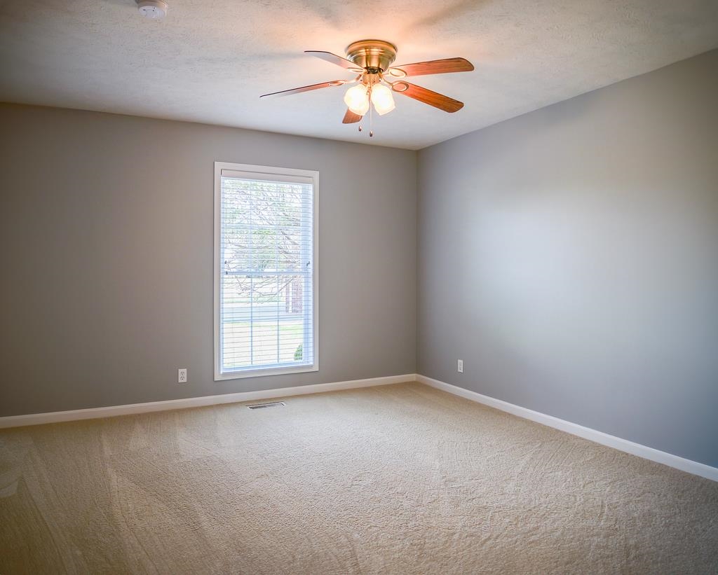 4540 Saybrook Drive, Evansville, Indiana 47711, 4 Bedrooms Bedrooms, ,3 BathroomsBathrooms,Single Family Residence,For Sale,Saybrook Drive,90782