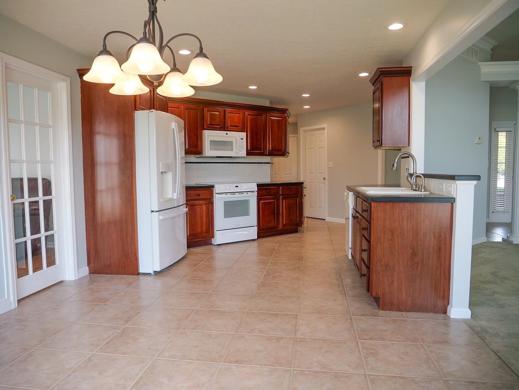 4540 Saybrook Drive, Evansville, Indiana 47711, 4 Bedrooms Bedrooms, ,3 BathroomsBathrooms,Single Family Residence,For Sale,Saybrook Drive,90782