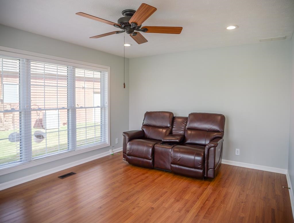 4540 Saybrook Drive, Evansville, Indiana 47711, 4 Bedrooms Bedrooms, ,3 BathroomsBathrooms,Single Family Residence,For Sale,Saybrook Drive,90782
