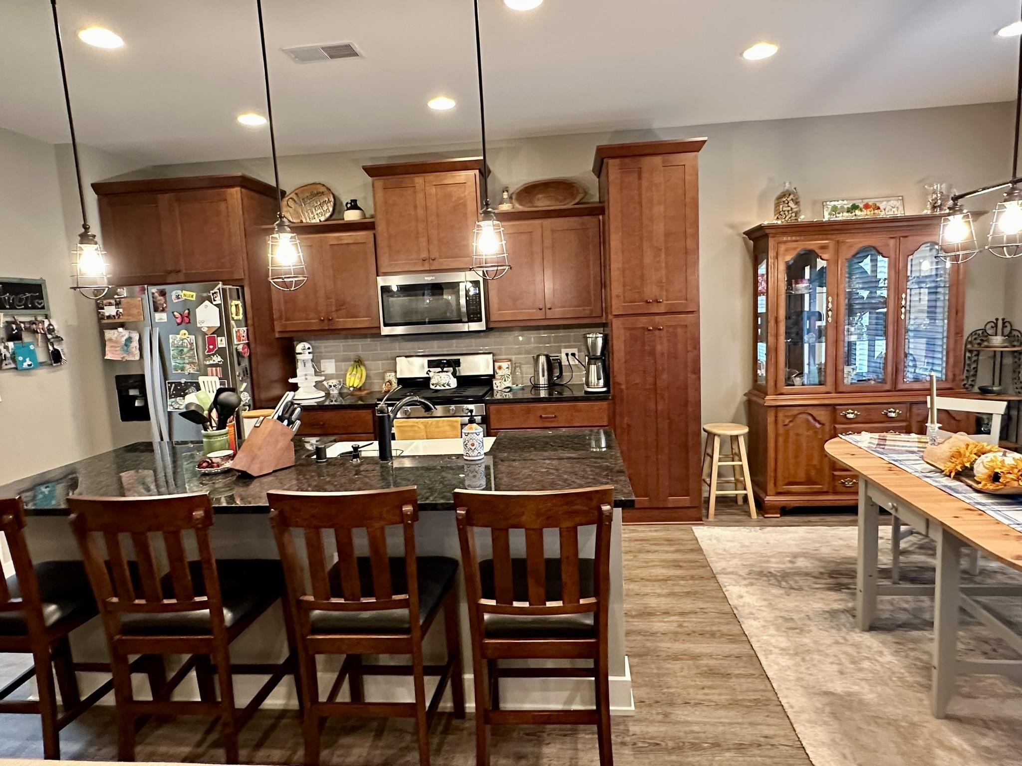 4114 Mayflower Dr, Owensboro, Kentucky 42303, 4 Bedrooms Bedrooms, ,2 BathroomsBathrooms,Single Family Residence,For Sale,Mayflower Dr,90784