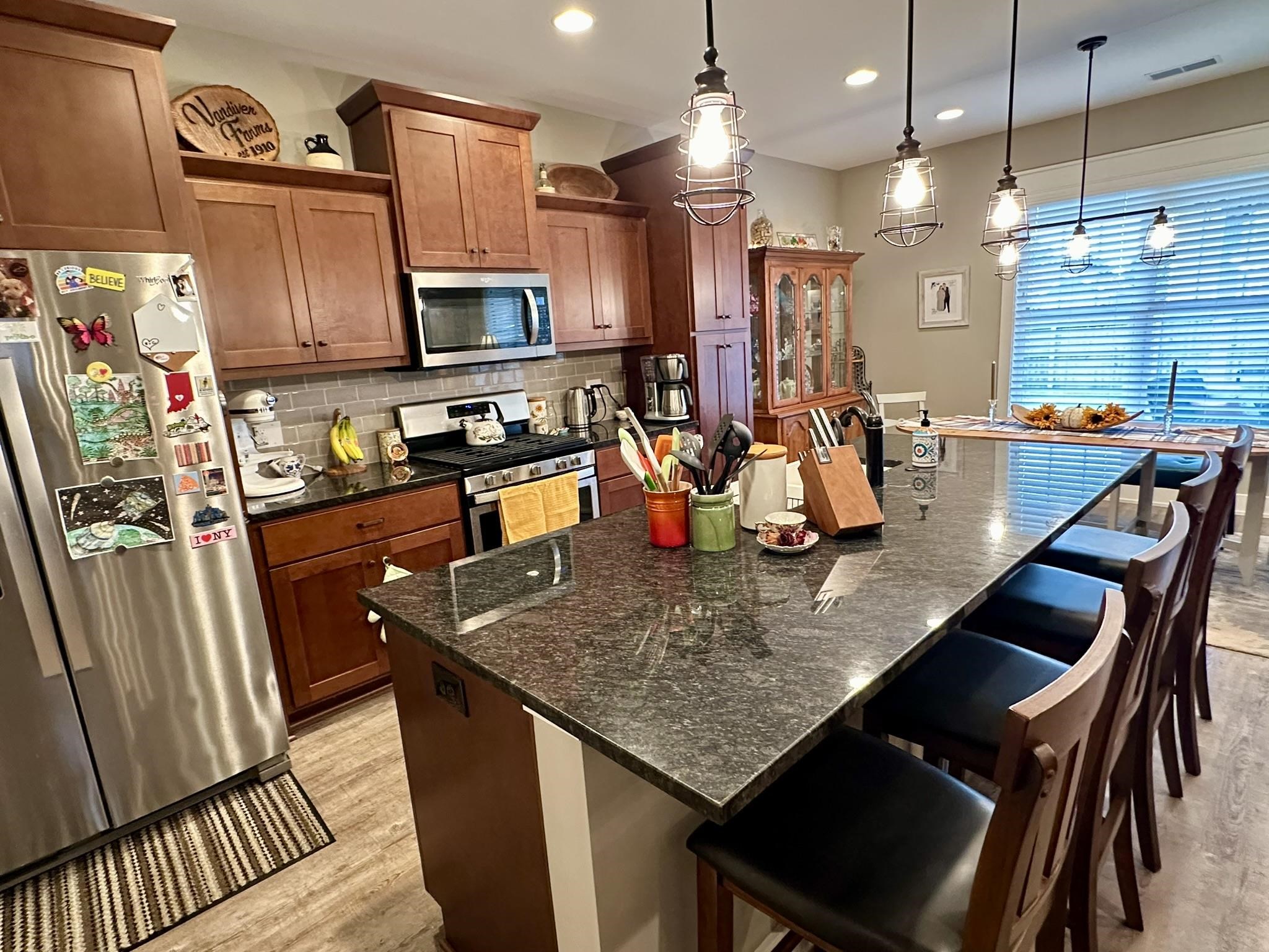 4114 Mayflower Dr, Owensboro, Kentucky 42303, 4 Bedrooms Bedrooms, ,2 BathroomsBathrooms,Single Family Residence,For Sale,Mayflower Dr,90784
