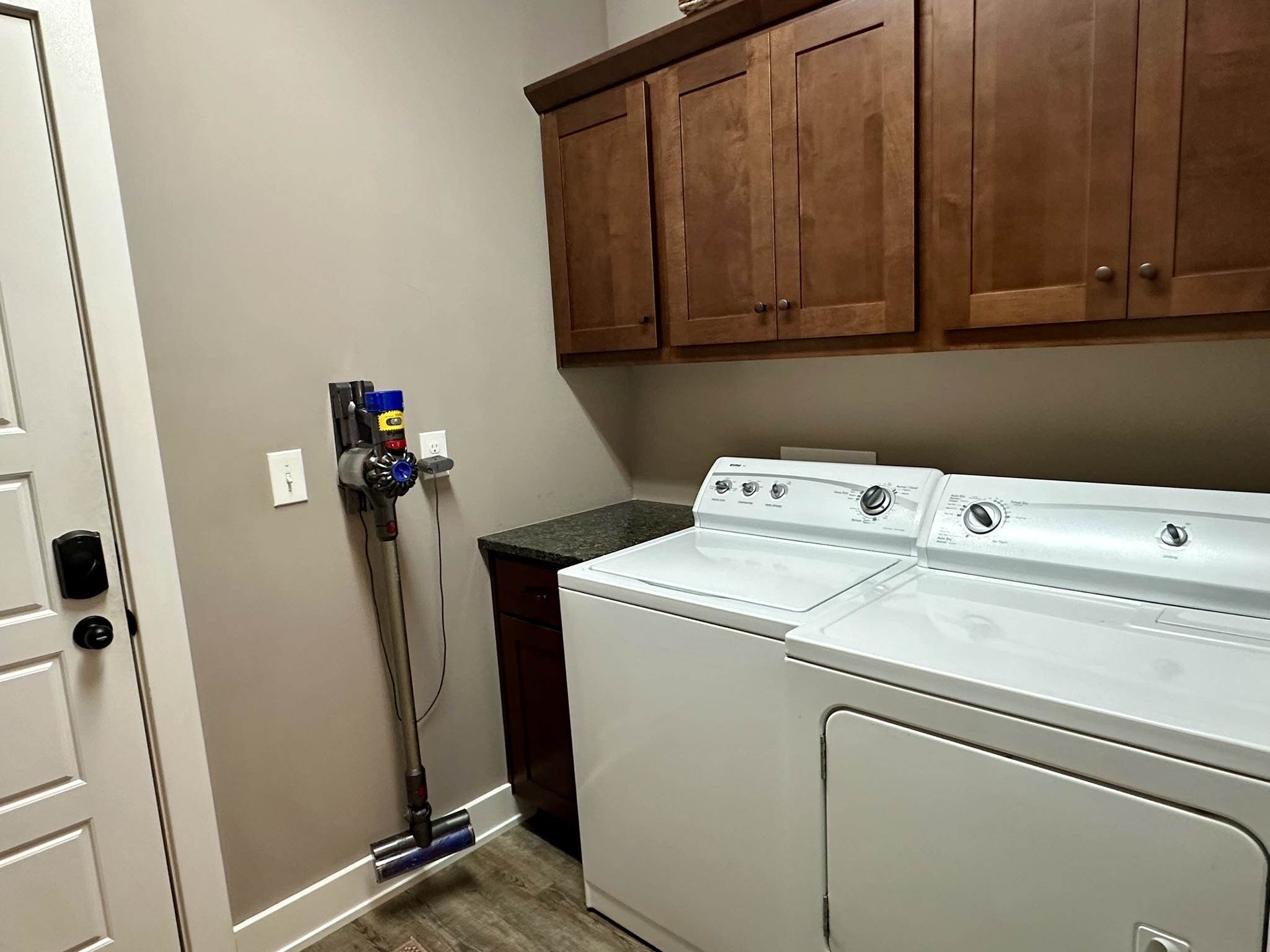 4114 Mayflower Dr, Owensboro, Kentucky 42303, 4 Bedrooms Bedrooms, ,2 BathroomsBathrooms,Single Family Residence,For Sale,Mayflower Dr,90784