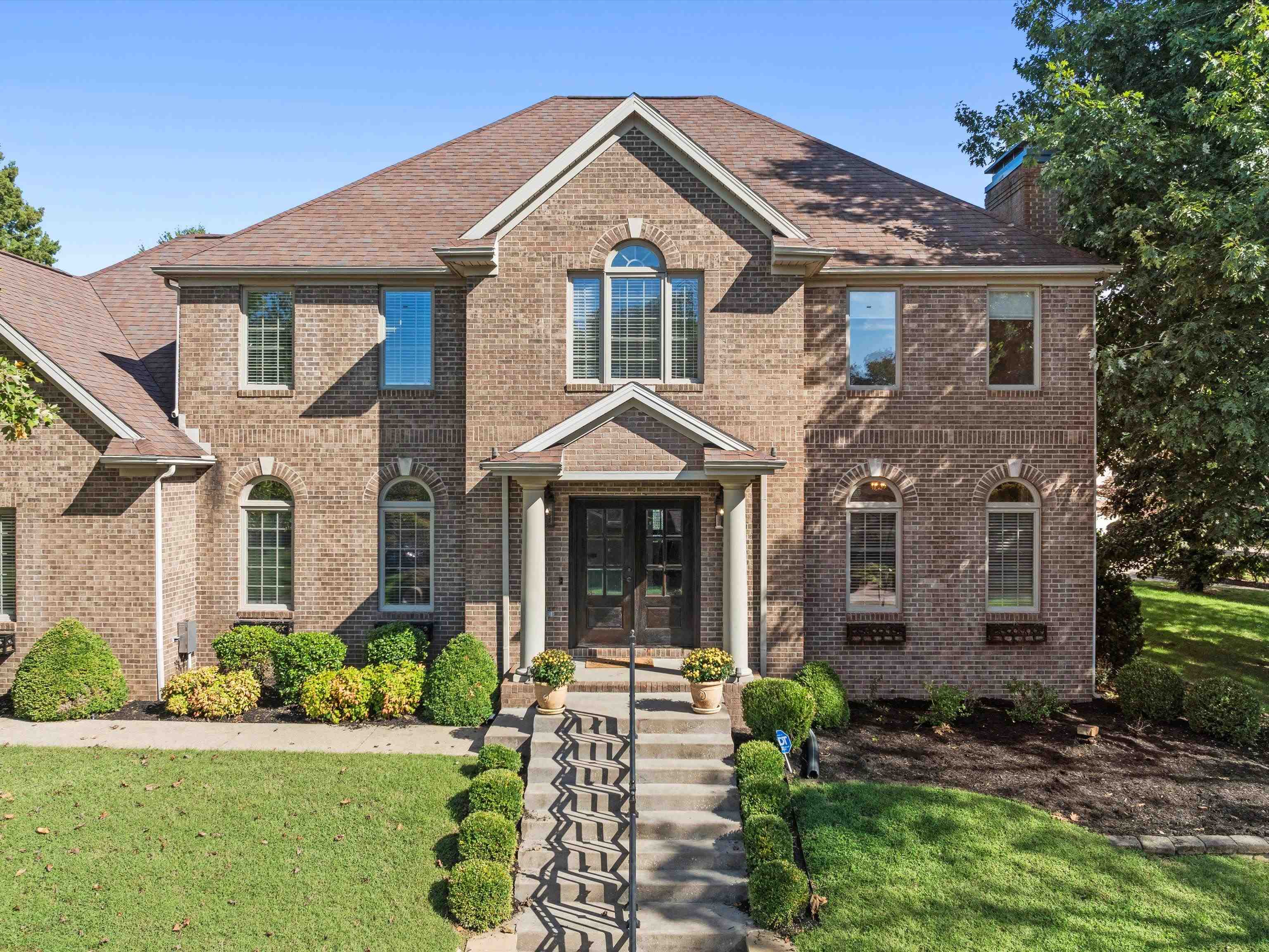 4007 Wood Trace, Owensboro, Kentucky 42303, 4 Bedrooms Bedrooms, ,3 BathroomsBathrooms,Single Family Residence,For Sale,Wood Trace,90788