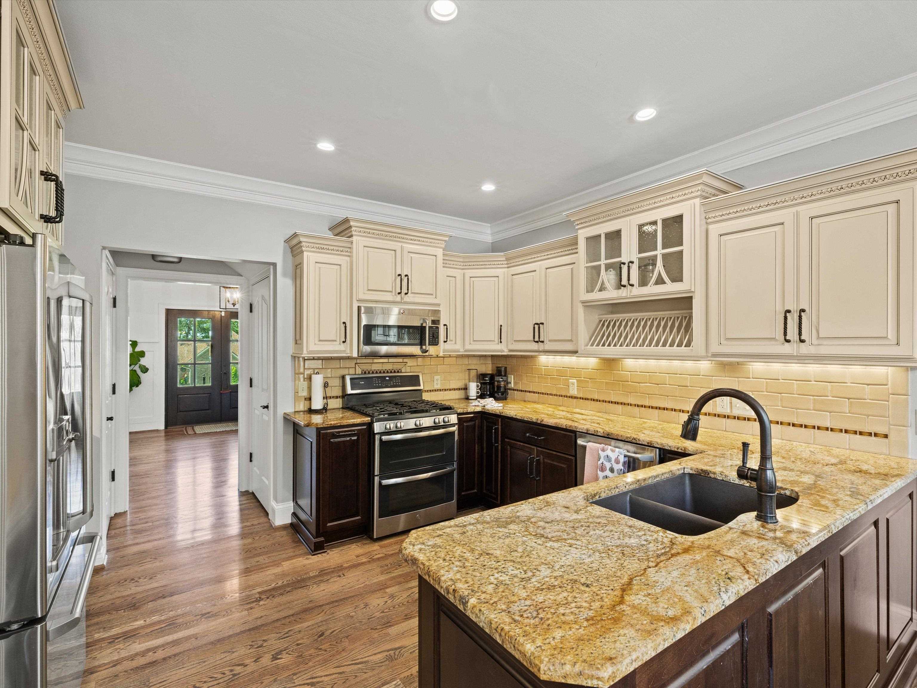 4007 Wood Trace, Owensboro, Kentucky 42303, 4 Bedrooms Bedrooms, ,3 BathroomsBathrooms,Single Family Residence,For Sale,Wood Trace,90788