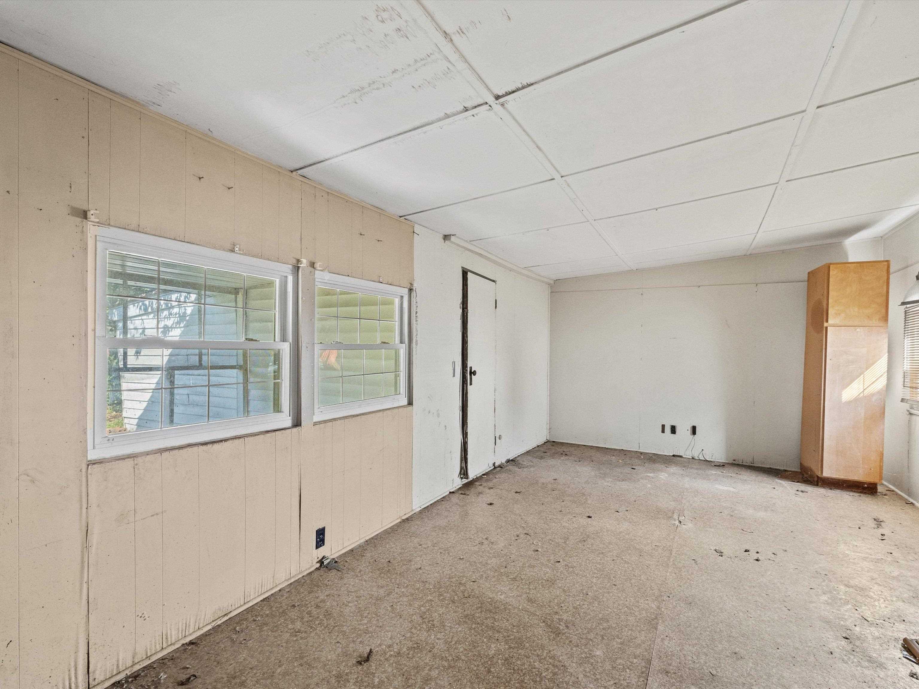 433 21st, Owensboro, Kentucky 42303-7734, 2 Bedrooms Bedrooms, ,1 BathroomBathrooms,Single Family Residence,For Sale,21st,90791