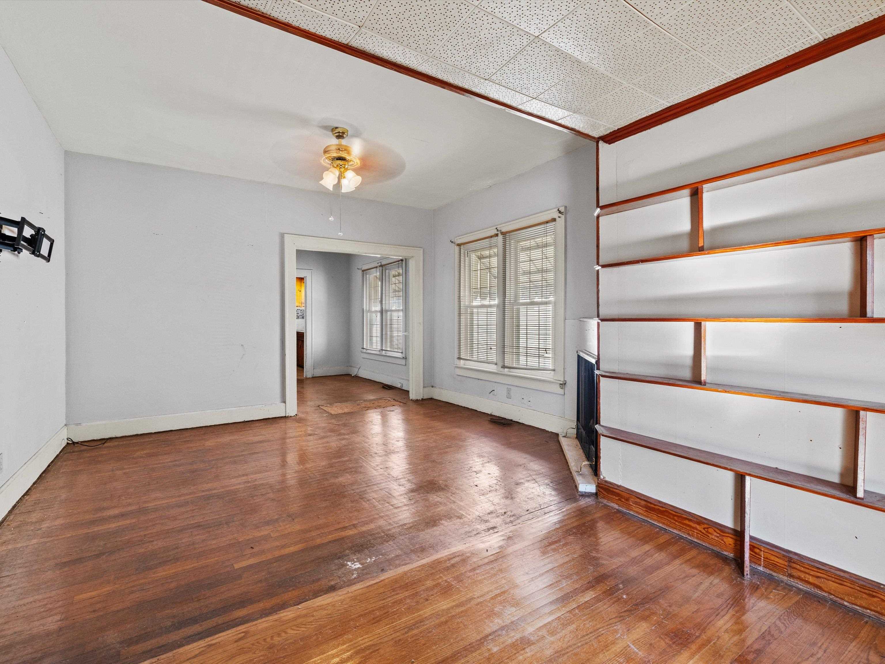 433 21st, Owensboro, Kentucky 42303-7734, 2 Bedrooms Bedrooms, ,1 BathroomBathrooms,Single Family Residence,For Sale,21st,90791