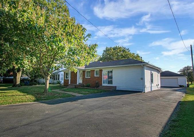 316 Coast Guard Lane, Owensboro, Kentucky 42303, 3 Bedrooms Bedrooms, ,2 BathroomsBathrooms,Single Family Residence,For Sale,Coast Guard Lane,90793