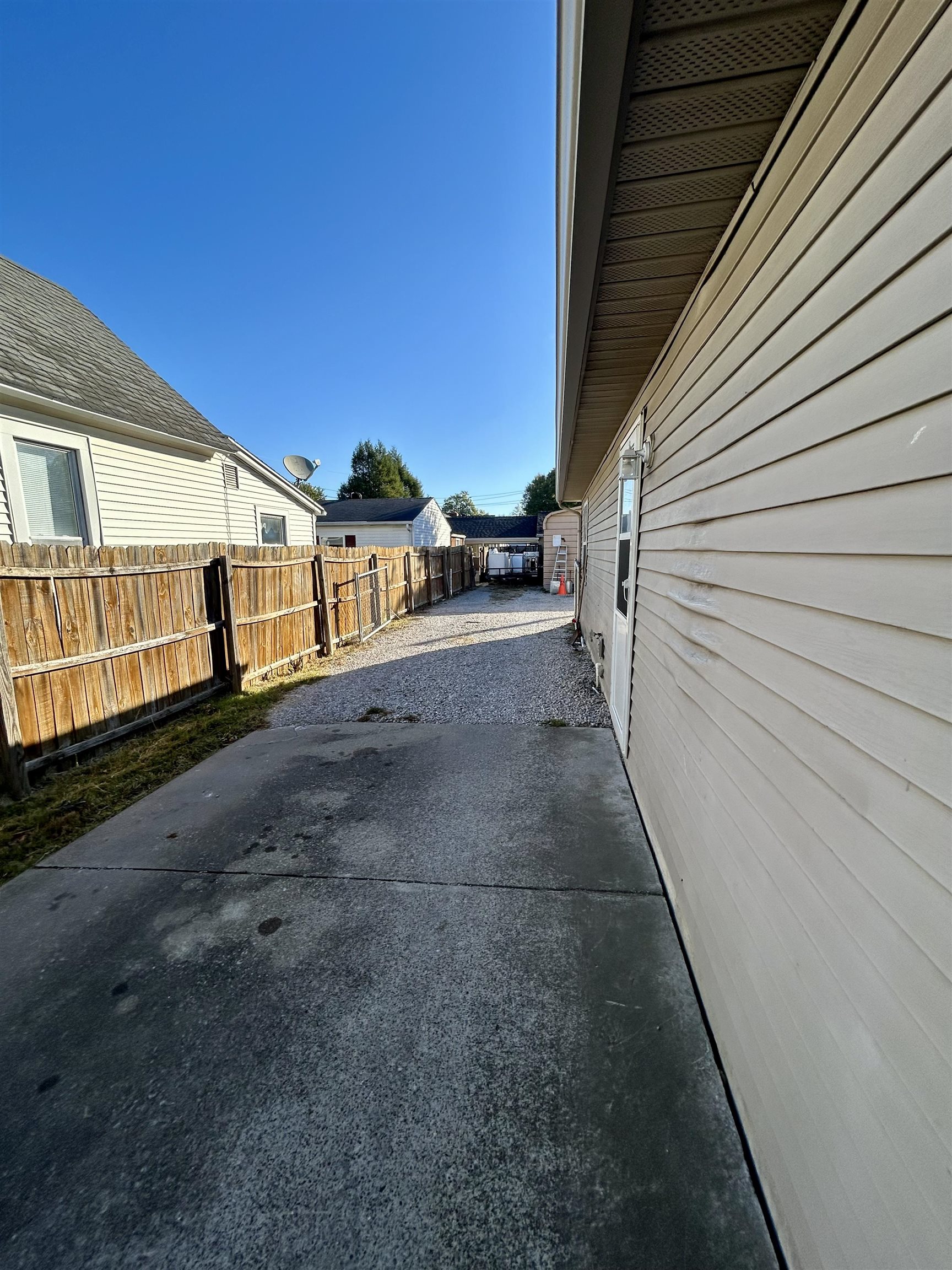 1205 Werner Ave, Owensboro, Kentucky 42301, 3 Bedrooms Bedrooms, ,1 BathroomBathrooms,Single Family Residence,For Sale,Werner Ave,90794