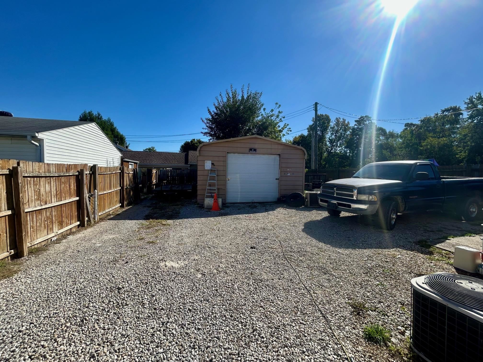 1205 Werner Ave, Owensboro, Kentucky 42301, 3 Bedrooms Bedrooms, ,1 BathroomBathrooms,Single Family Residence,For Sale,Werner Ave,90794