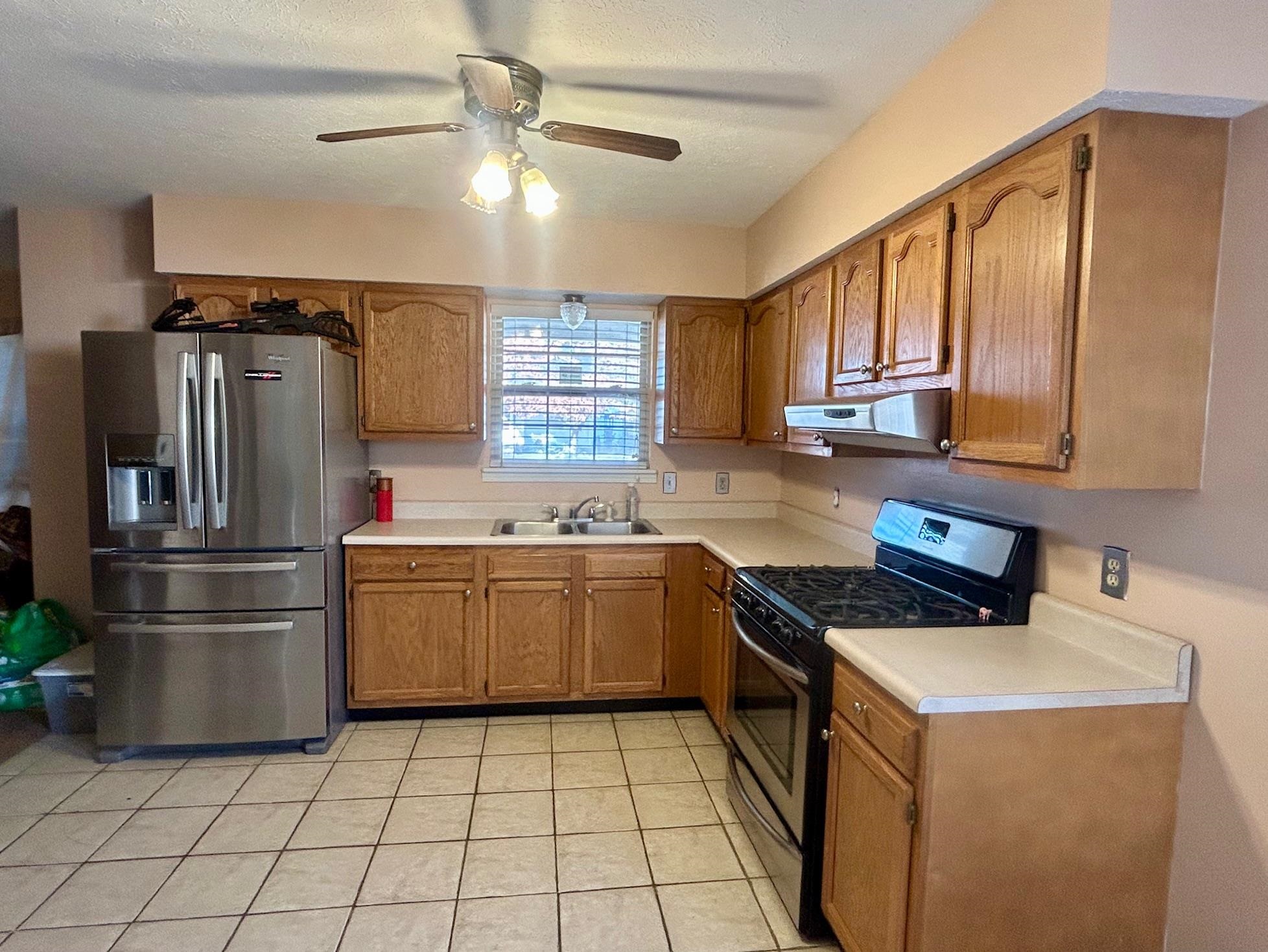 1205 Werner Ave, Owensboro, Kentucky 42301, 3 Bedrooms Bedrooms, ,1 BathroomBathrooms,Single Family Residence,For Sale,Werner Ave,90794