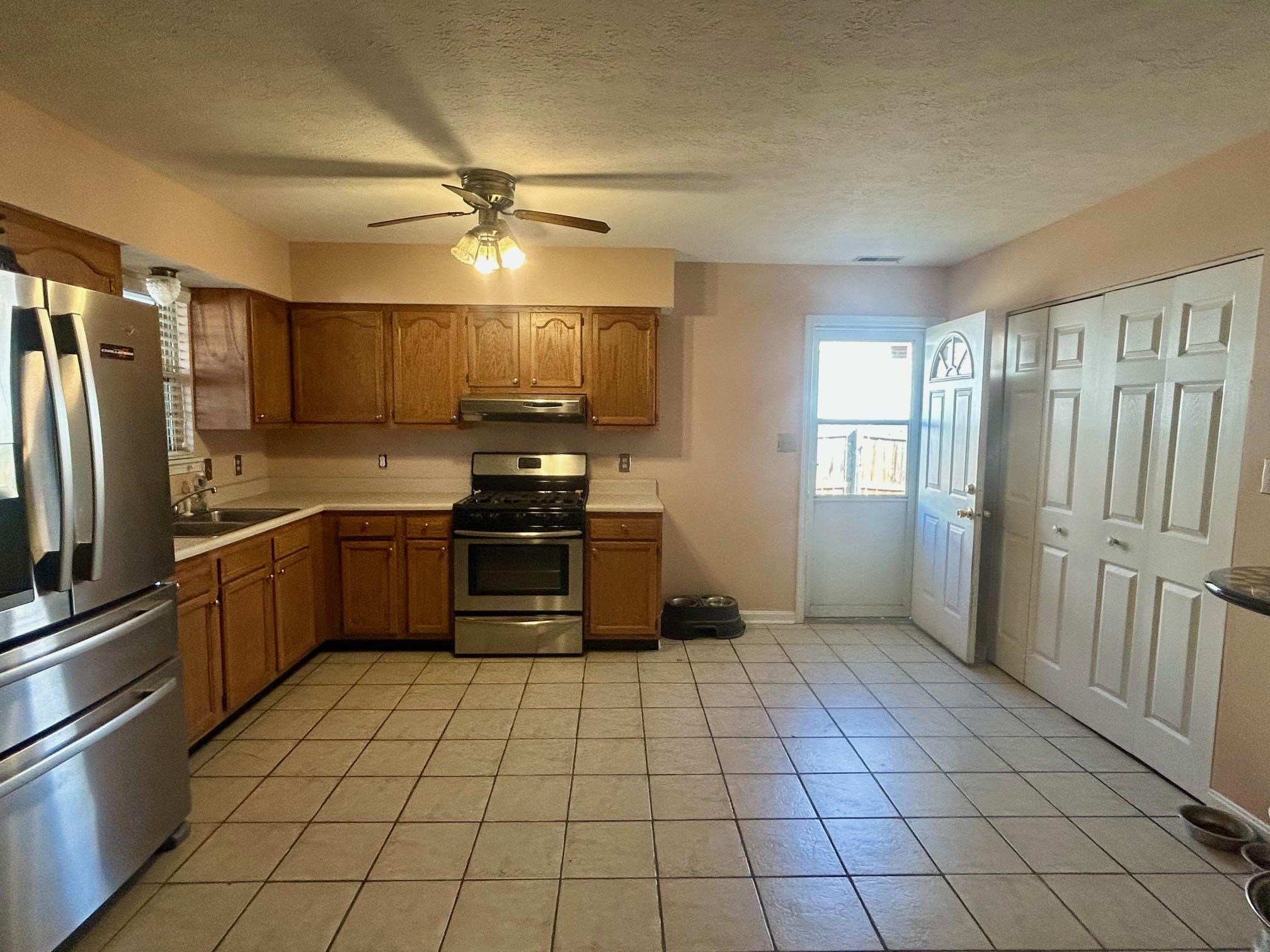 1205 Werner Ave, Owensboro, Kentucky 42301, 3 Bedrooms Bedrooms, ,1 BathroomBathrooms,Single Family Residence,For Sale,Werner Ave,90794