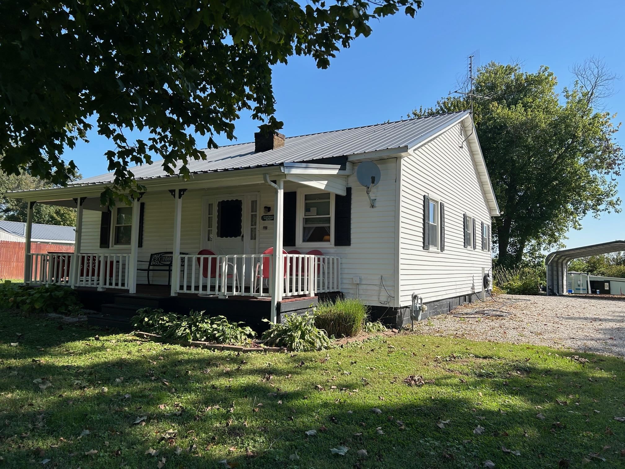8555 Hwy 81, Owensboro, Kentucky 42301, 2 Bedrooms Bedrooms, ,1 BathroomBathrooms,Single Family Residence,For Sale,Hwy 81,90795