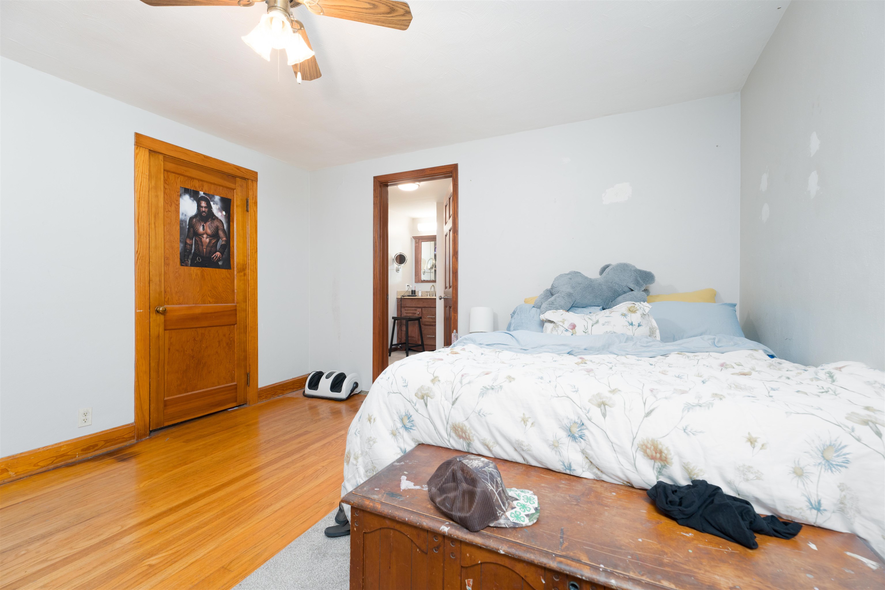 10808 Mill St., Utica, Kentucky 42376, 5 Bedrooms Bedrooms, ,2 BathroomsBathrooms,Single Family Residence,For Sale,Mill St.,90797