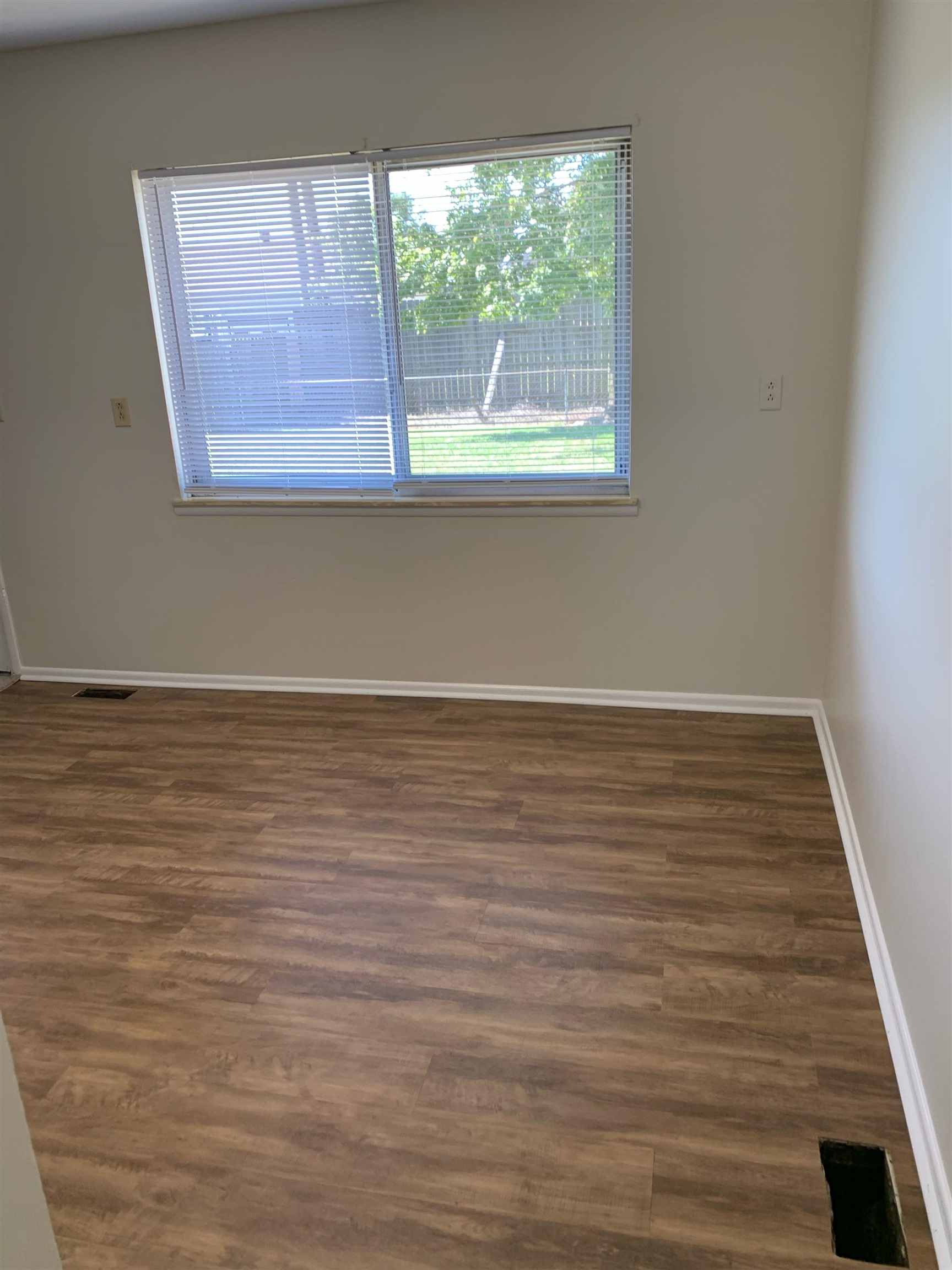 3614 Arlington Dr., Owensboro, Kentucky 42301, 3 Bedrooms Bedrooms, ,1 BathroomBathrooms,Single Family Residence,For Sale,Arlington Dr.,90799