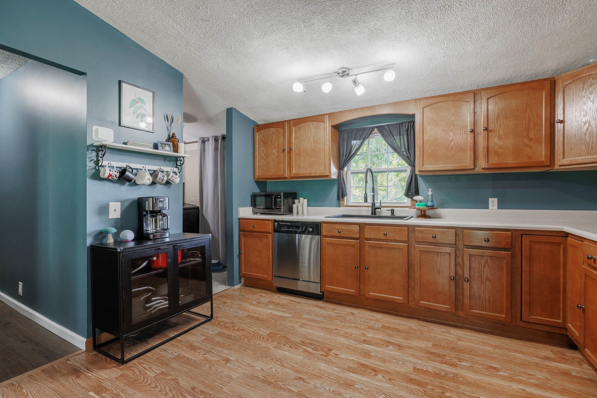 733 Ed Brown Road, Hawesville, Kentucky 42348, 4 Bedrooms Bedrooms, ,2 BathroomsBathrooms,Manufactured Home,For Sale,Ed Brown Road,90802