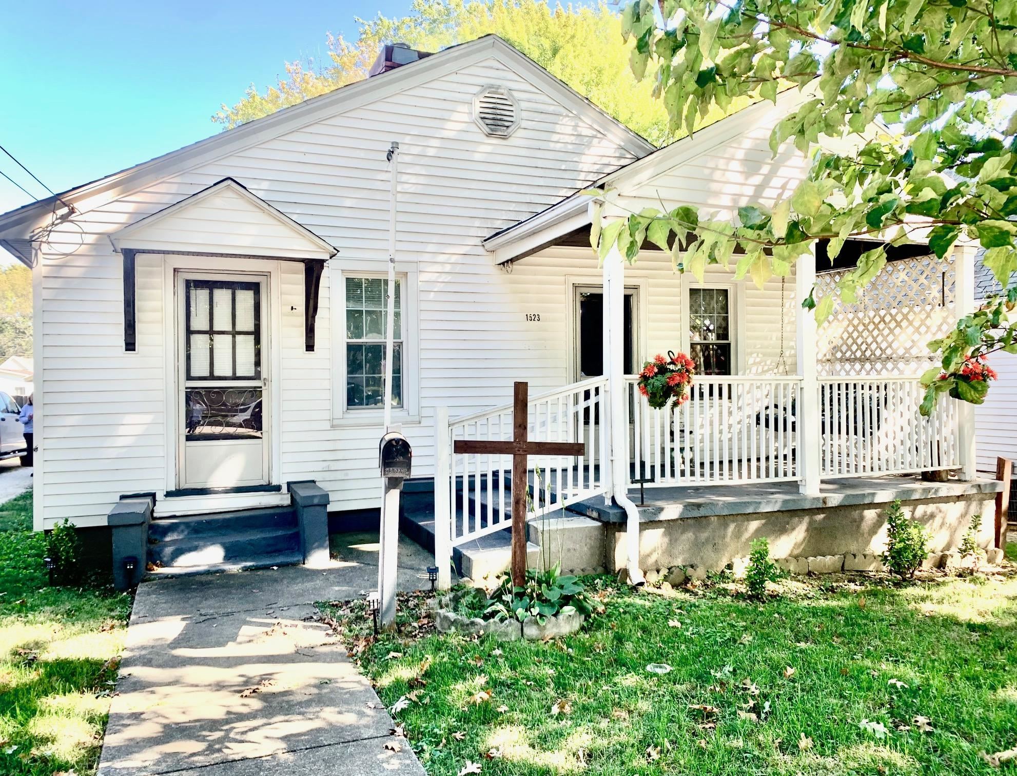 1523 Pearl St, Owensboro, Kentucky 42301, 3 Bedrooms Bedrooms, ,1 BathroomBathrooms,Single Family Residence,For Sale,Pearl St,90806
