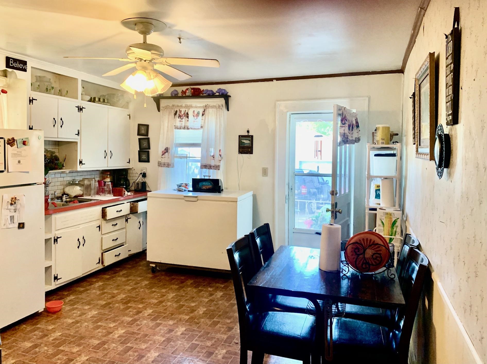 1523 Pearl St, Owensboro, Kentucky 42301, 3 Bedrooms Bedrooms, ,1 BathroomBathrooms,Single Family Residence,For Sale,Pearl St,90806