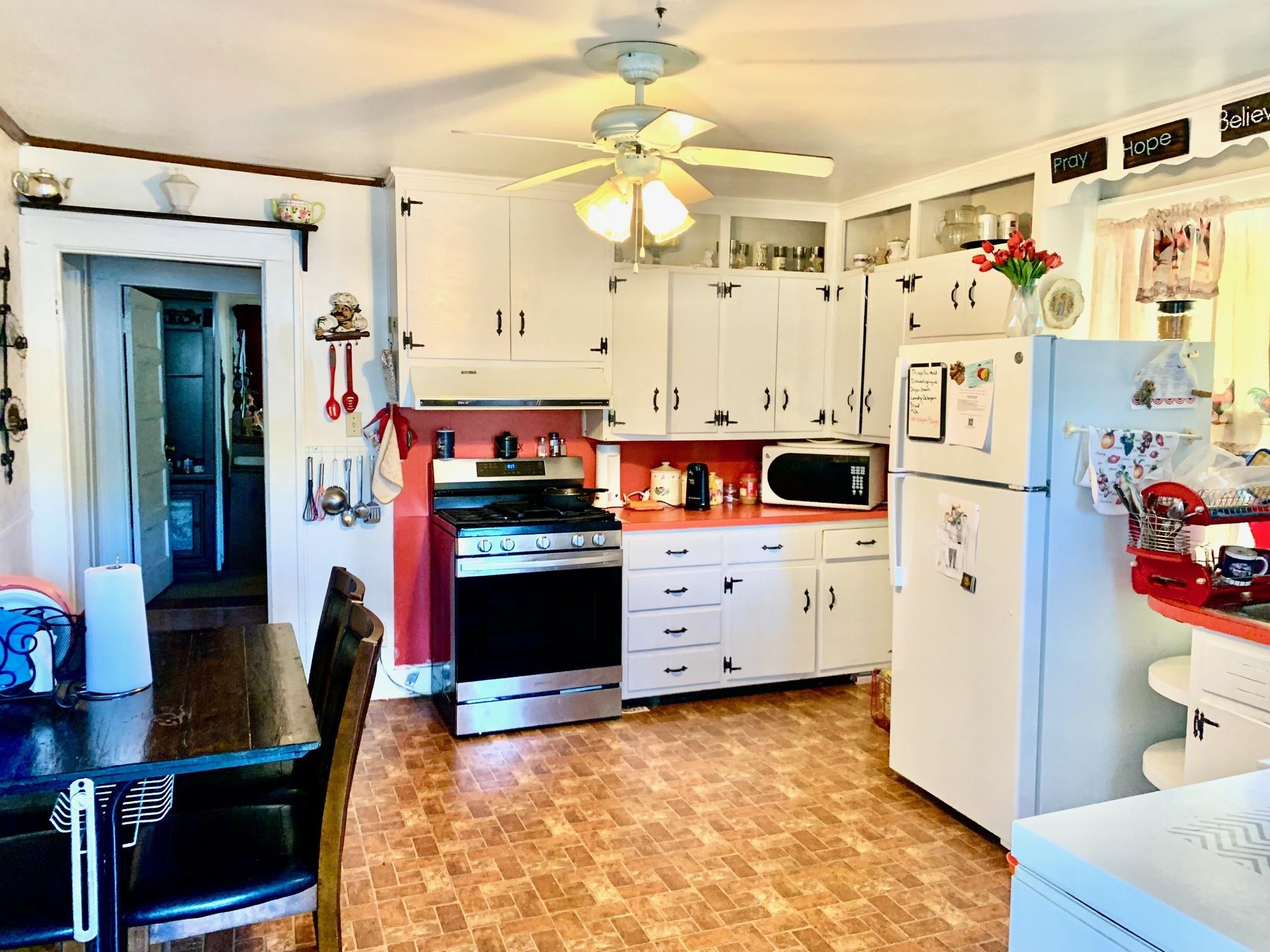 1523 Pearl St, Owensboro, Kentucky 42301, 3 Bedrooms Bedrooms, ,1 BathroomBathrooms,Single Family Residence,For Sale,Pearl St,90806
