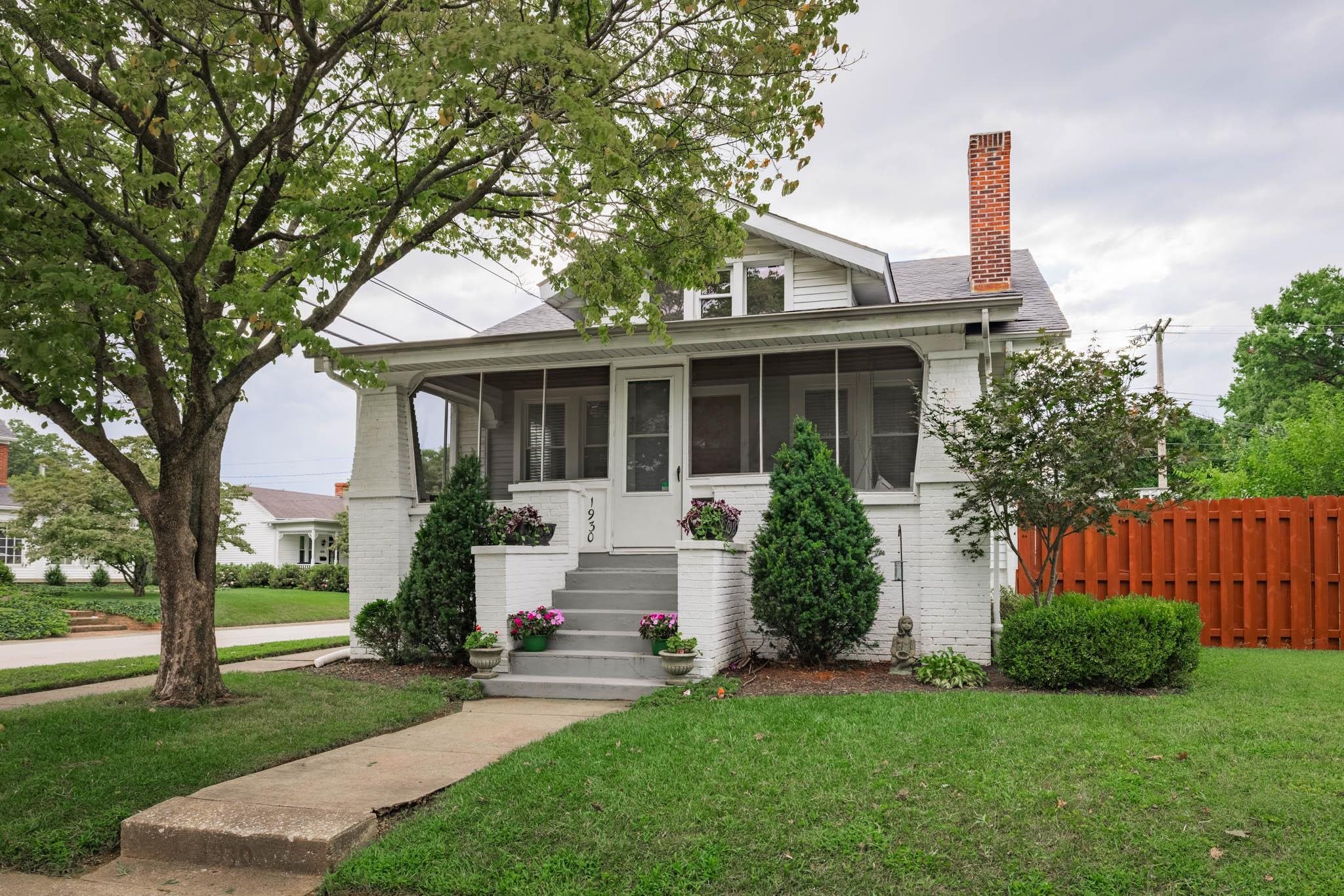 1930 Freeman Avenue, Owensboro, Kentucky 42301, 2 Bedrooms Bedrooms, ,1 BathroomBathrooms,Single Family Residence,For Sale,Freeman Avenue,90807