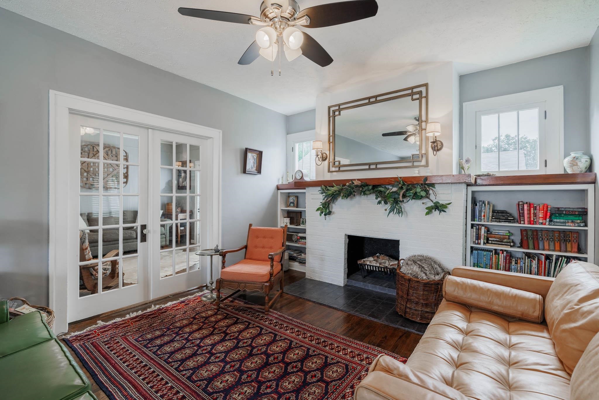1930 Freeman Avenue, Owensboro, Kentucky 42301, 2 Bedrooms Bedrooms, ,1 BathroomBathrooms,Single Family Residence,For Sale,Freeman Avenue,90807