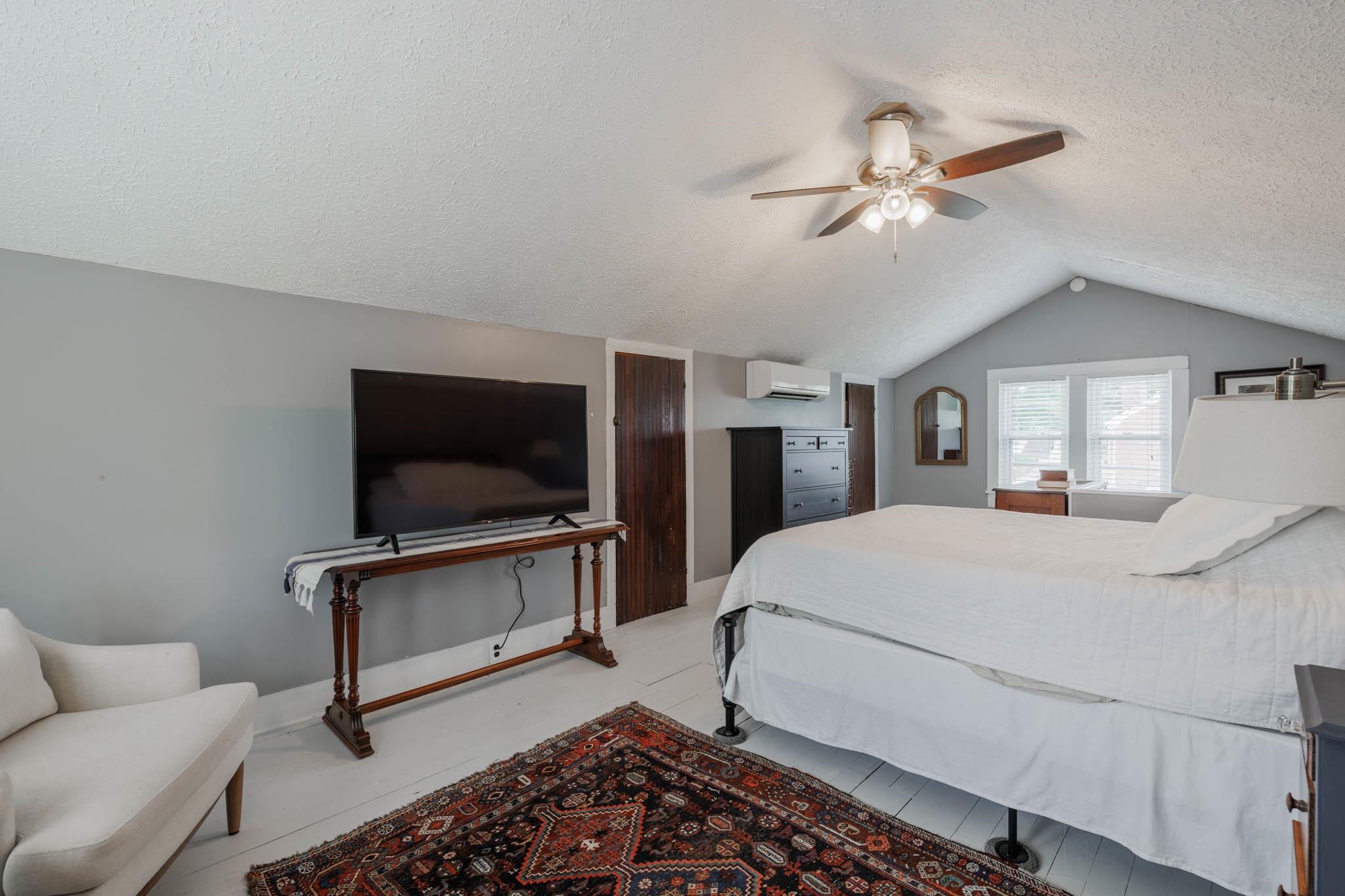 1930 Freeman Avenue, Owensboro, Kentucky 42301, 2 Bedrooms Bedrooms, ,1 BathroomBathrooms,Single Family Residence,For Sale,Freeman Avenue,90807