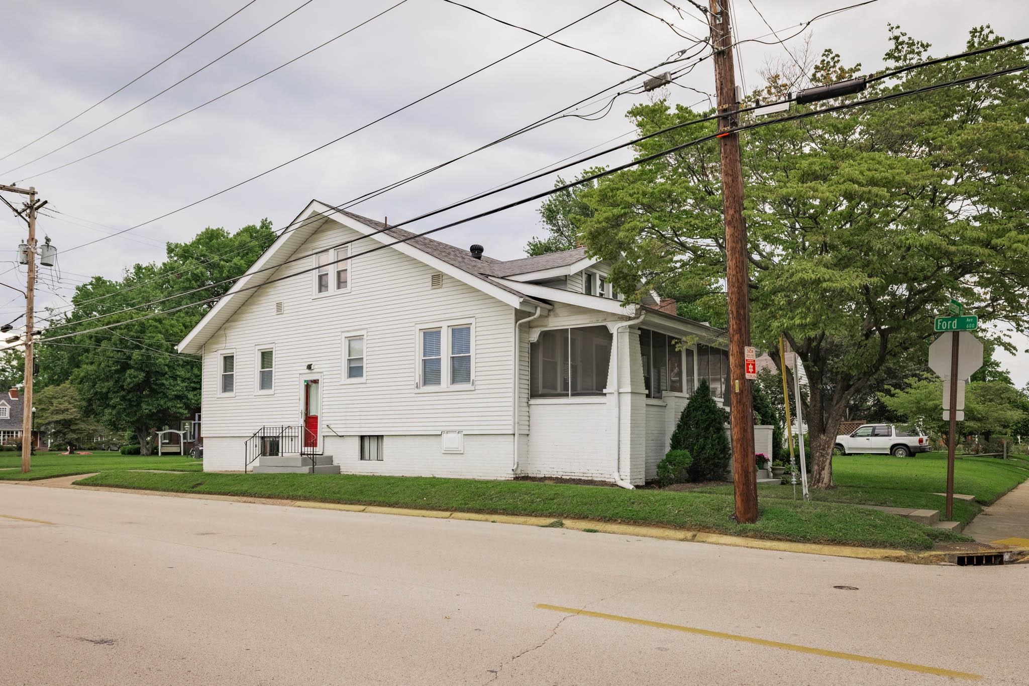 1930 Freeman Avenue, Owensboro, Kentucky 42301, 2 Bedrooms Bedrooms, ,1 BathroomBathrooms,Single Family Residence,For Sale,Freeman Avenue,90807