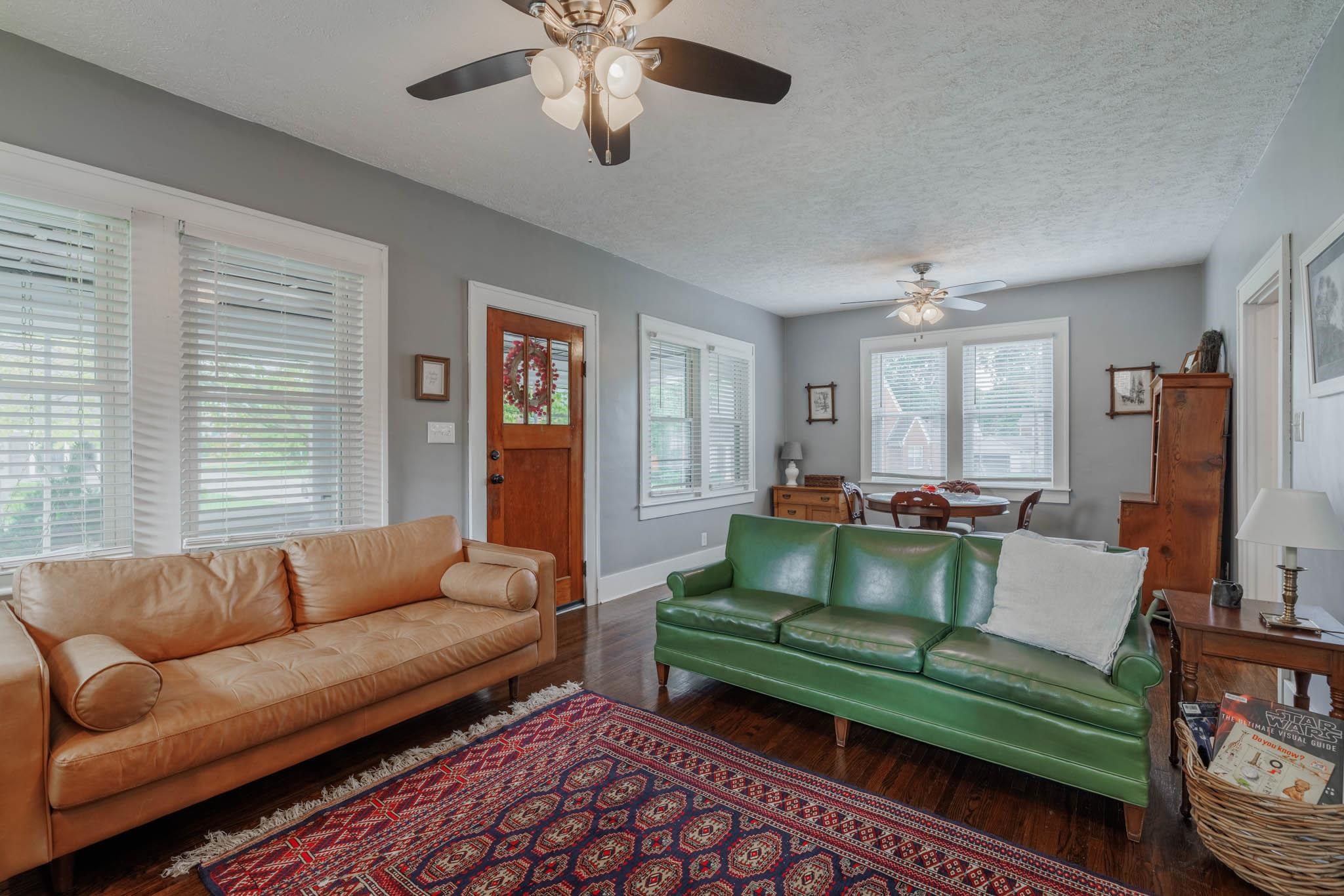 1930 Freeman Avenue, Owensboro, Kentucky 42301, 2 Bedrooms Bedrooms, ,1 BathroomBathrooms,Single Family Residence,For Sale,Freeman Avenue,90807