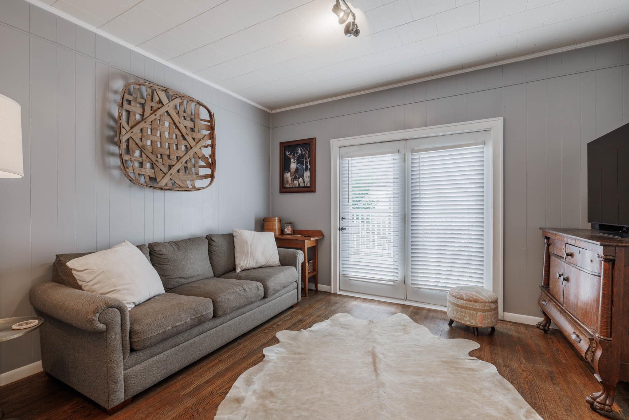 1930 Freeman Avenue, Owensboro, Kentucky 42301, 2 Bedrooms Bedrooms, ,1 BathroomBathrooms,Single Family Residence,For Sale,Freeman Avenue,90807