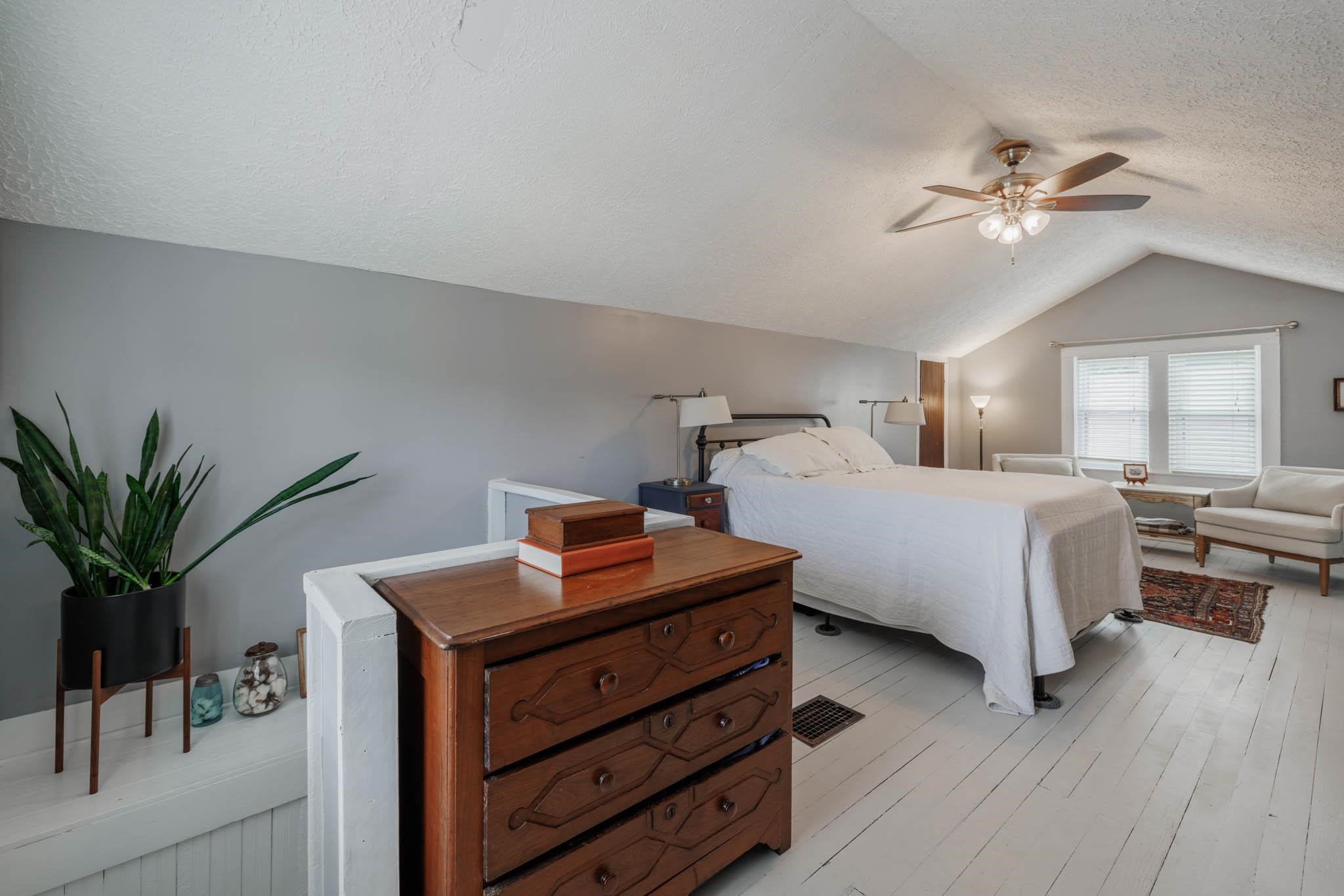 1930 Freeman Avenue, Owensboro, Kentucky 42301, 2 Bedrooms Bedrooms, ,1 BathroomBathrooms,Single Family Residence,For Sale,Freeman Avenue,90807