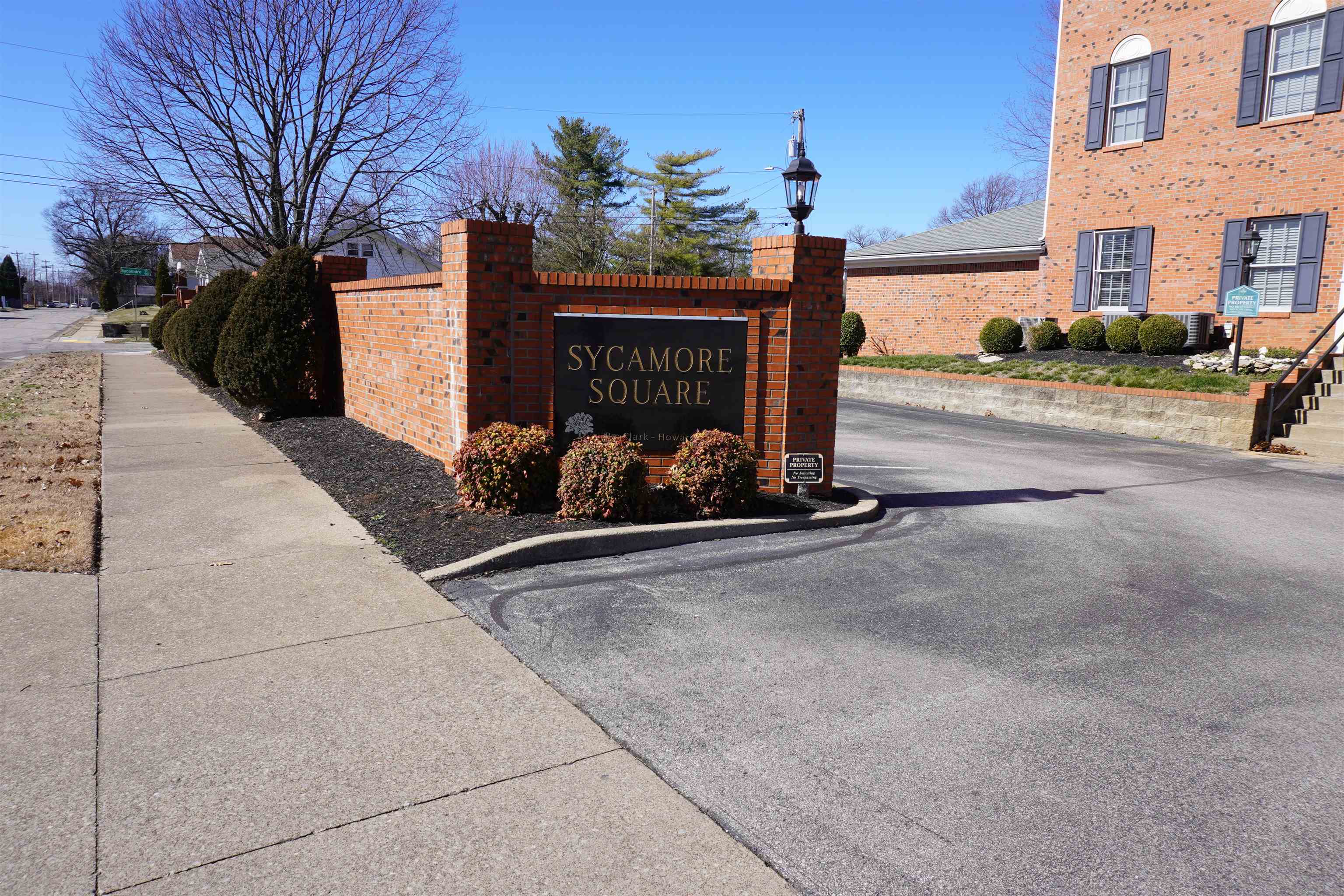 967 First Street, Owensboro, Kentucky 42301, 2 Bedrooms Bedrooms, ,2 BathroomsBathrooms,Condominium,For Sale,First Street,90808